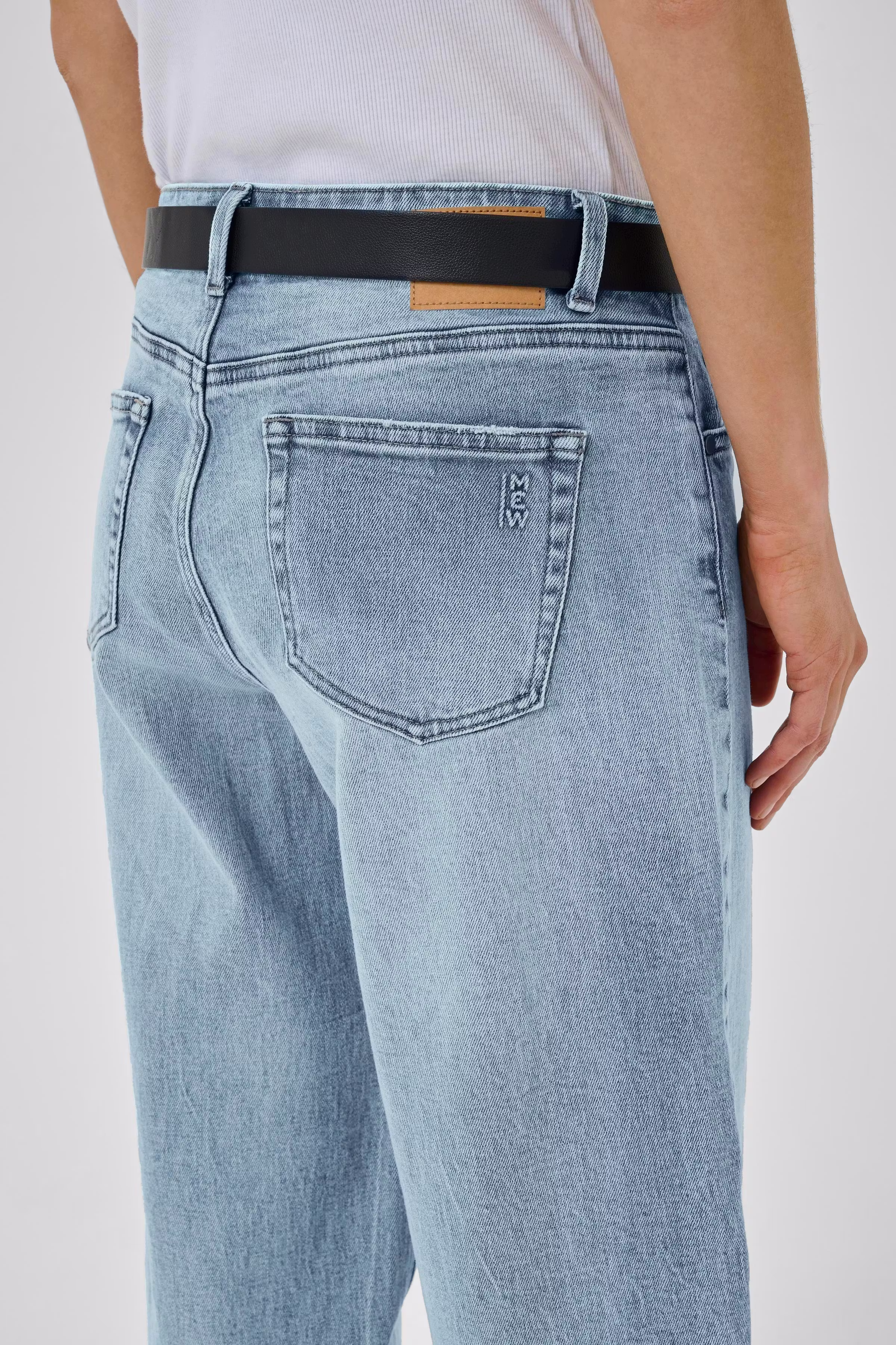 BalooMW Barrel jeans LOOKBOOK DETAIL 10705241-100046