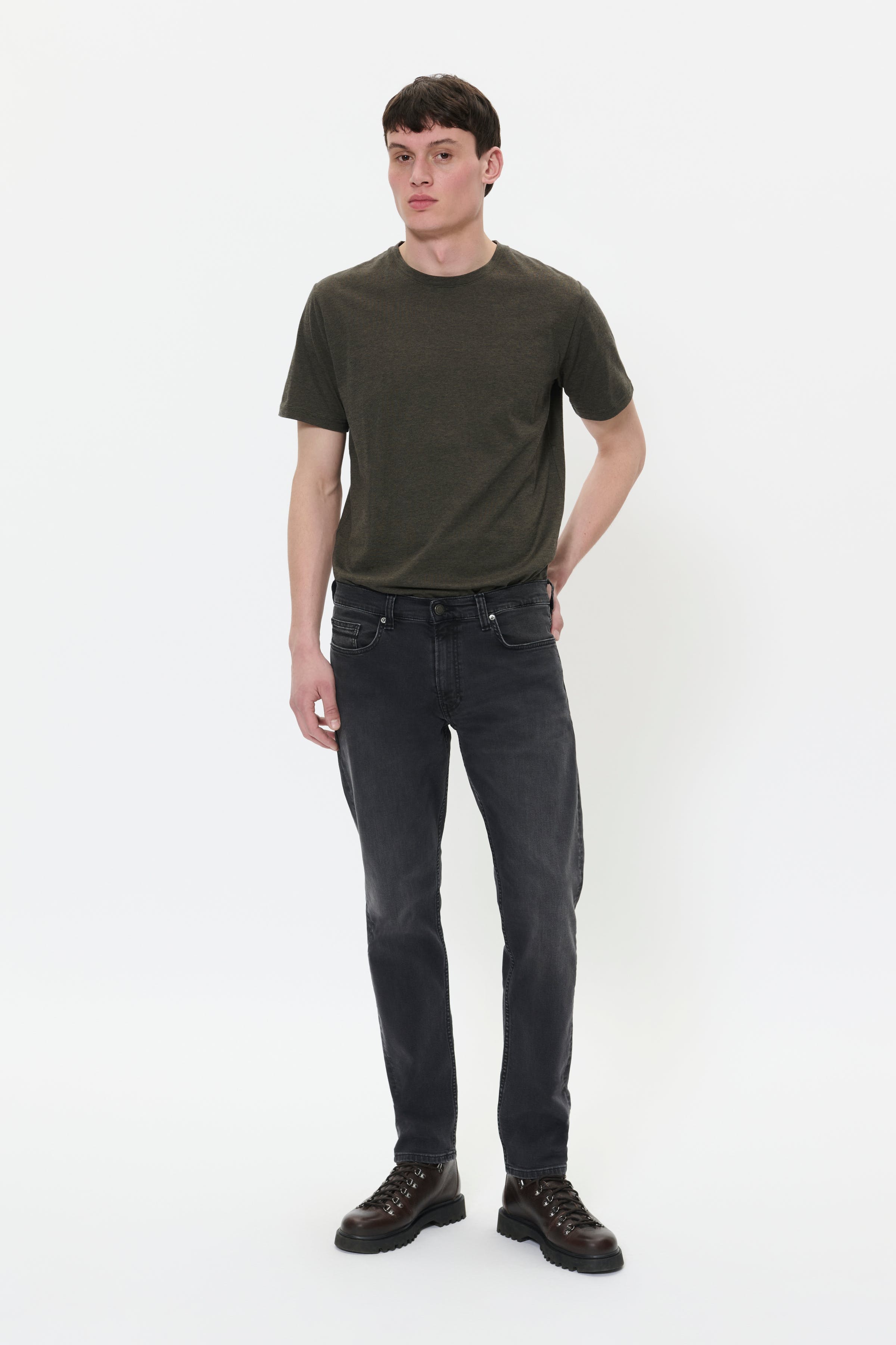 MAJake Broek LOOKBOOK FRONT 30208036-303779