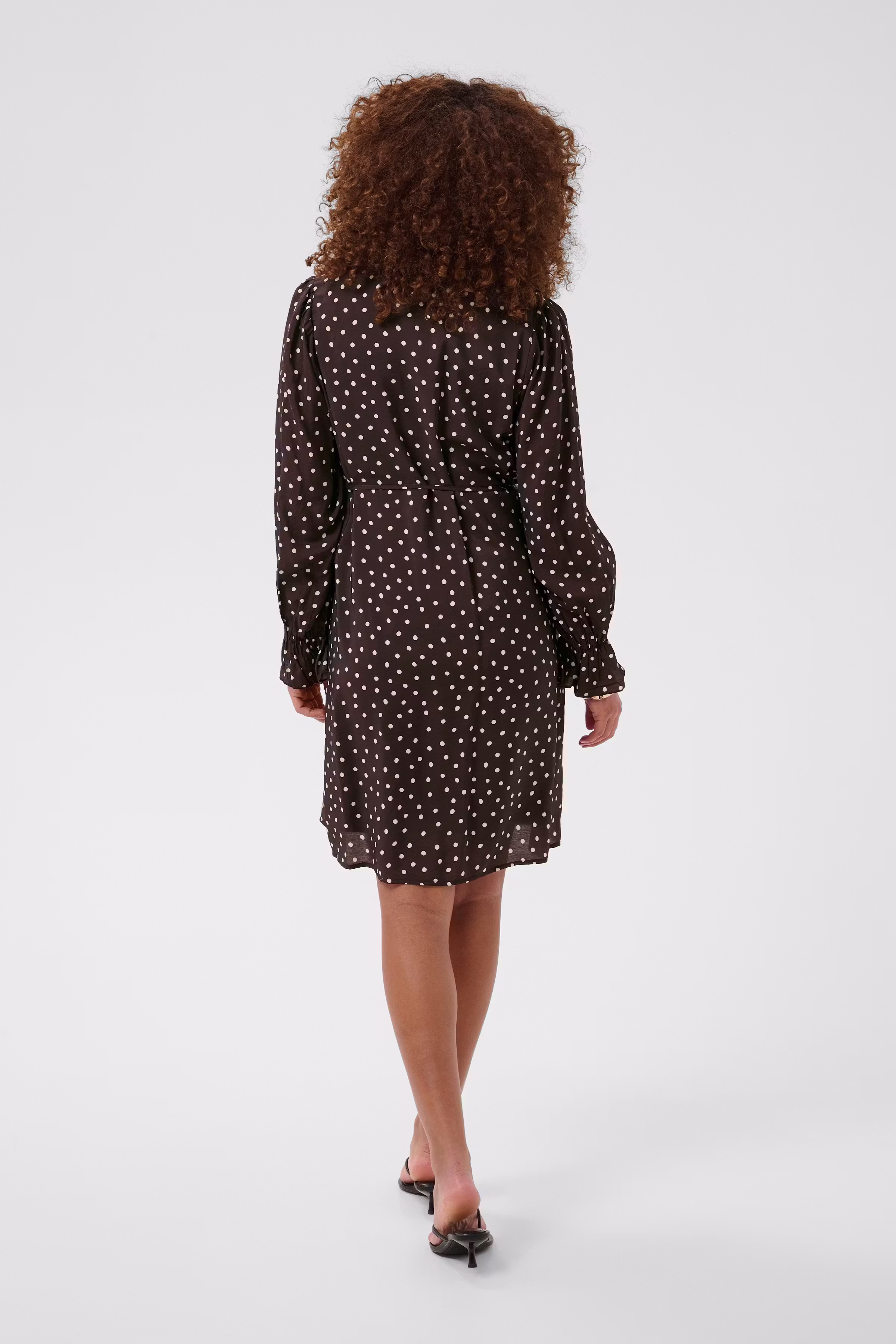 KAdotte Robe LOOKBOOK BACK 10511763-109476