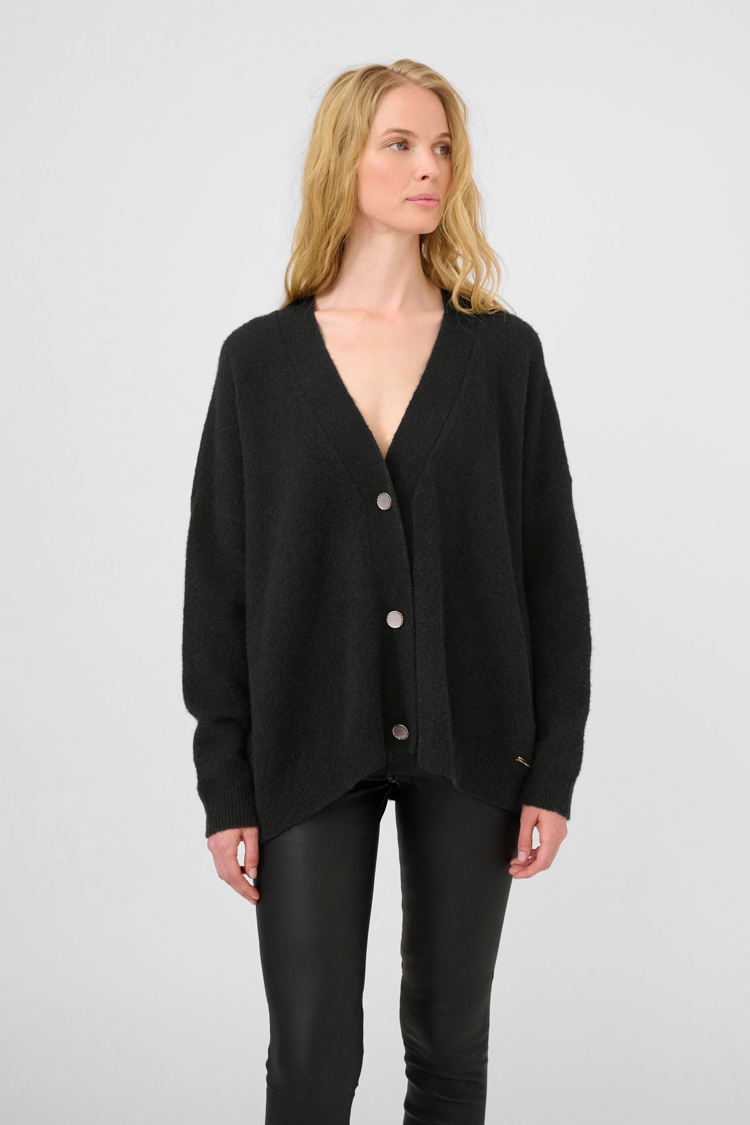 NoraKB Cardigan LOOKBOOK FRONT 10103292-194008