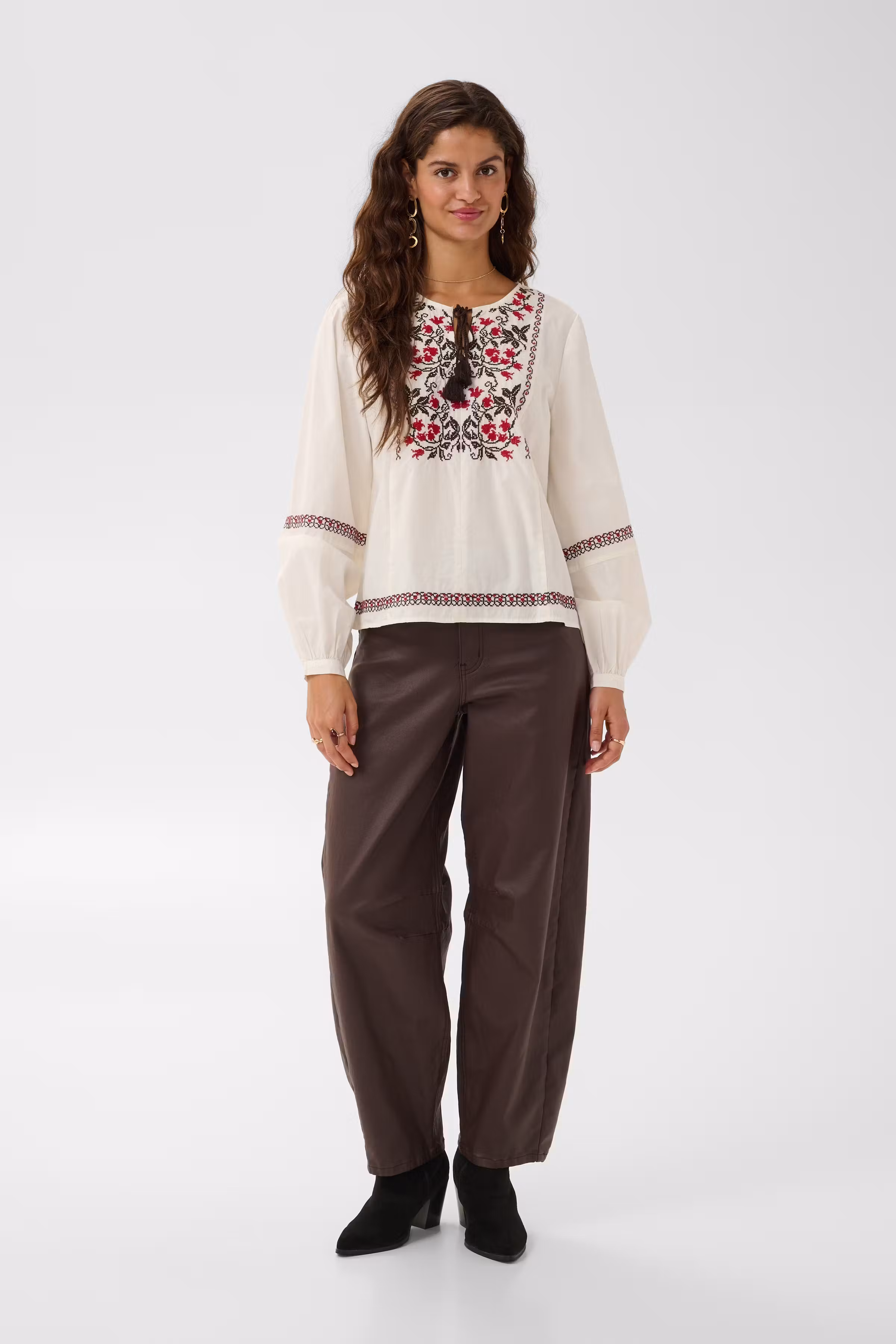 CREsther Bluse LOOKBOOK FRONT 10615507-110701