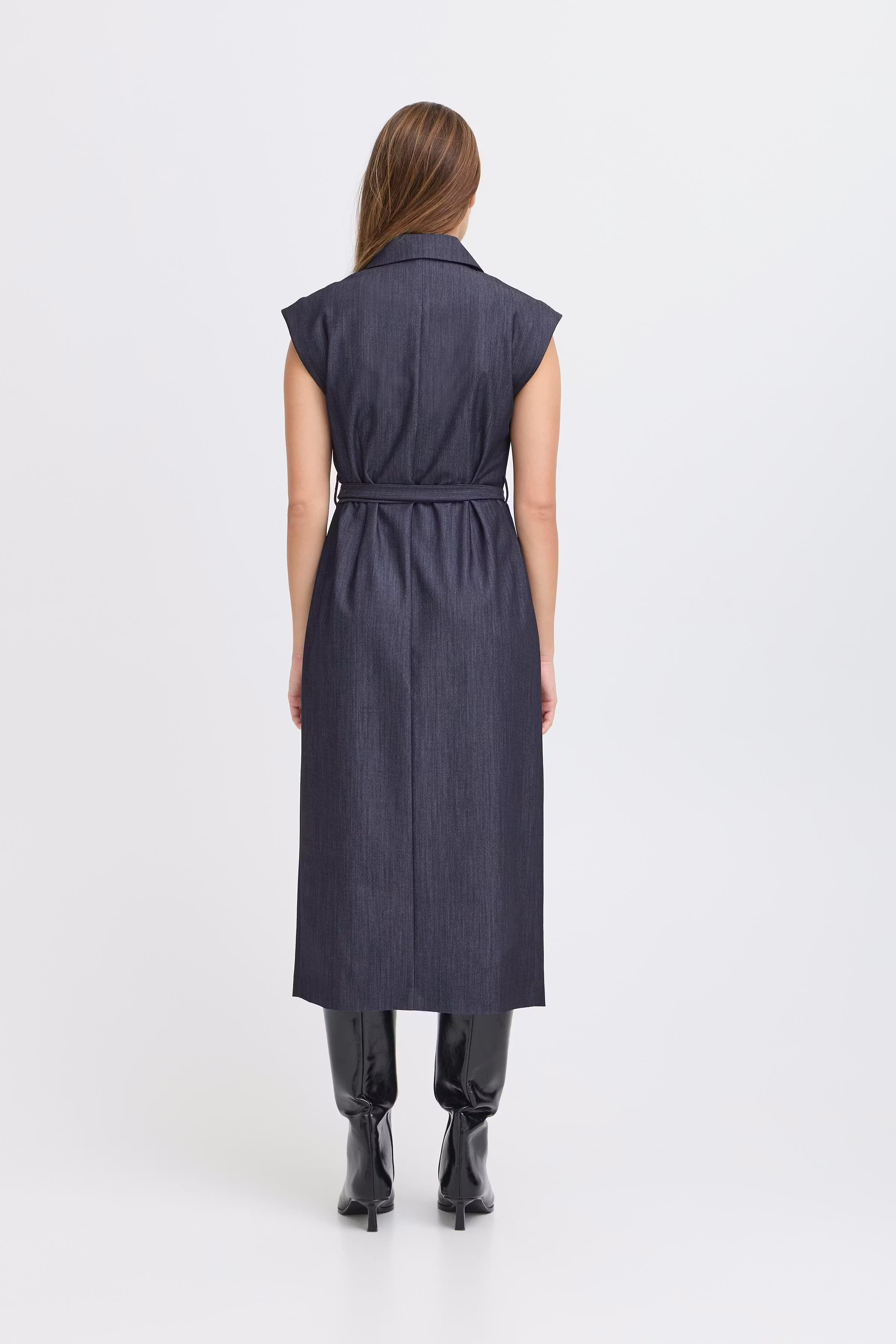 IHJUMI Väst LOOKBOOK BACK 20124606-200340