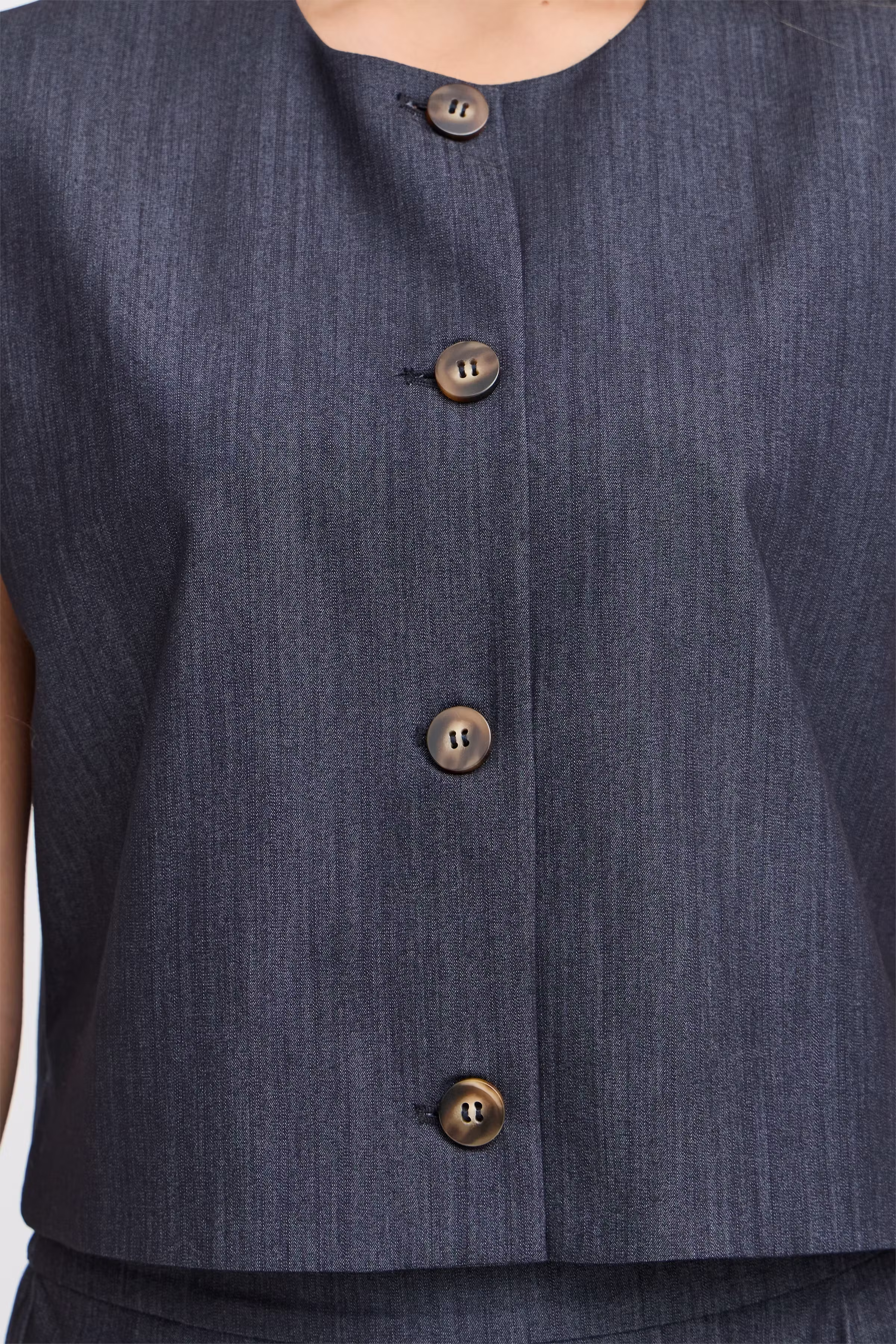 IHJUMI Weste LOOKBOOK DETAIL 20124432-200340