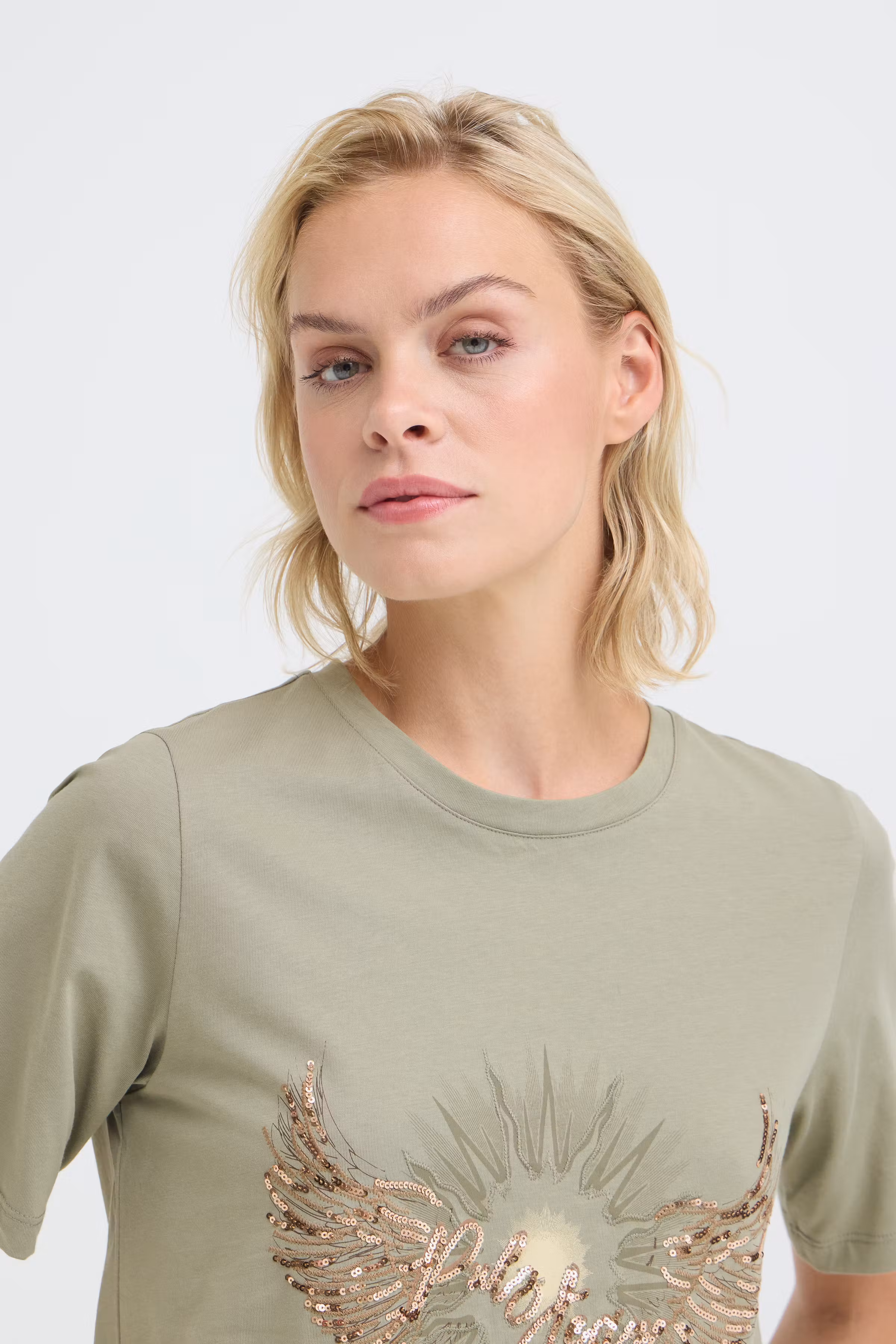 PZBETHANY T-shirt LOOKBOOK DETAIL 50210419-170613