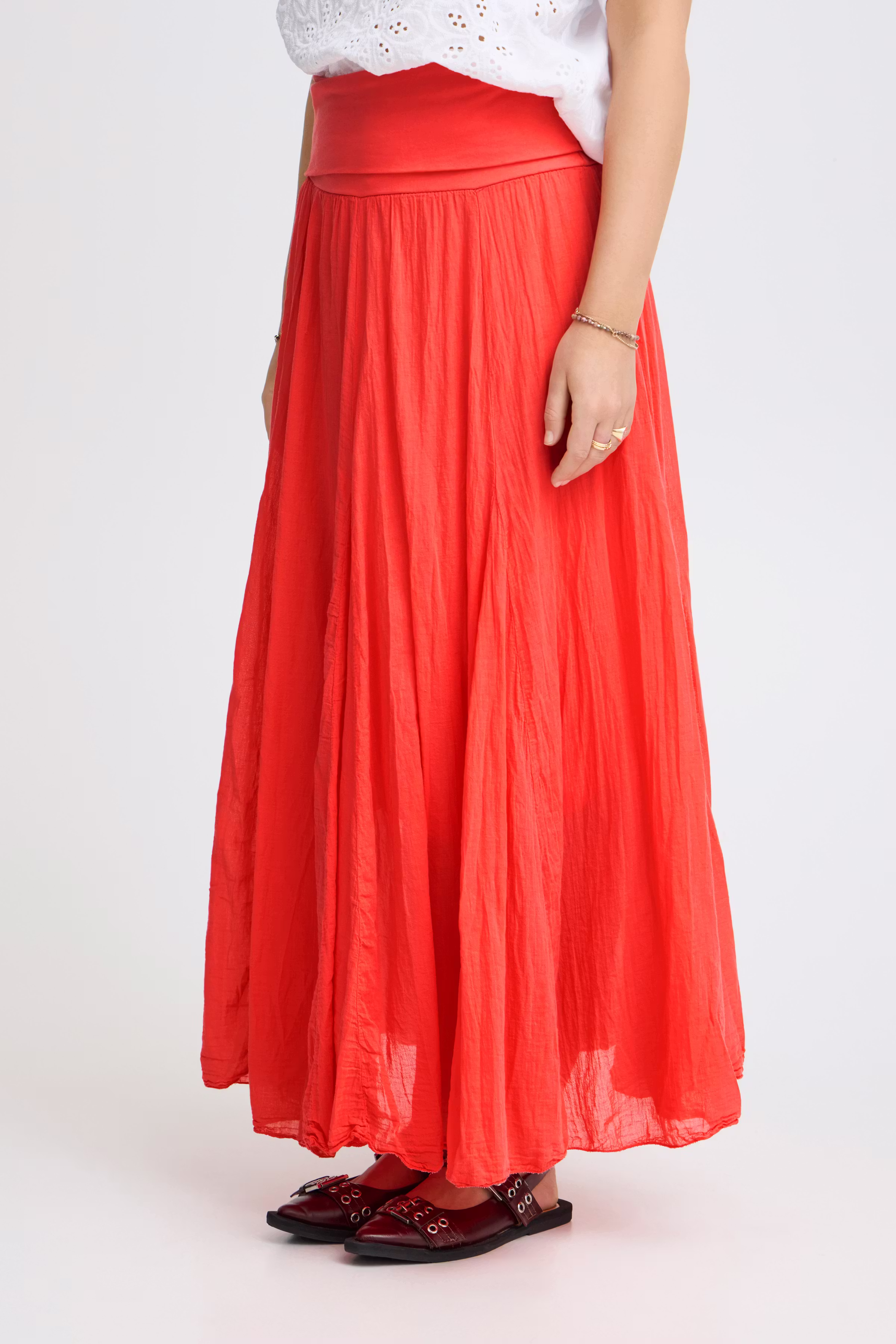 SBMUSE Skjørt LOOKBOOK FRONT 22100179-171643