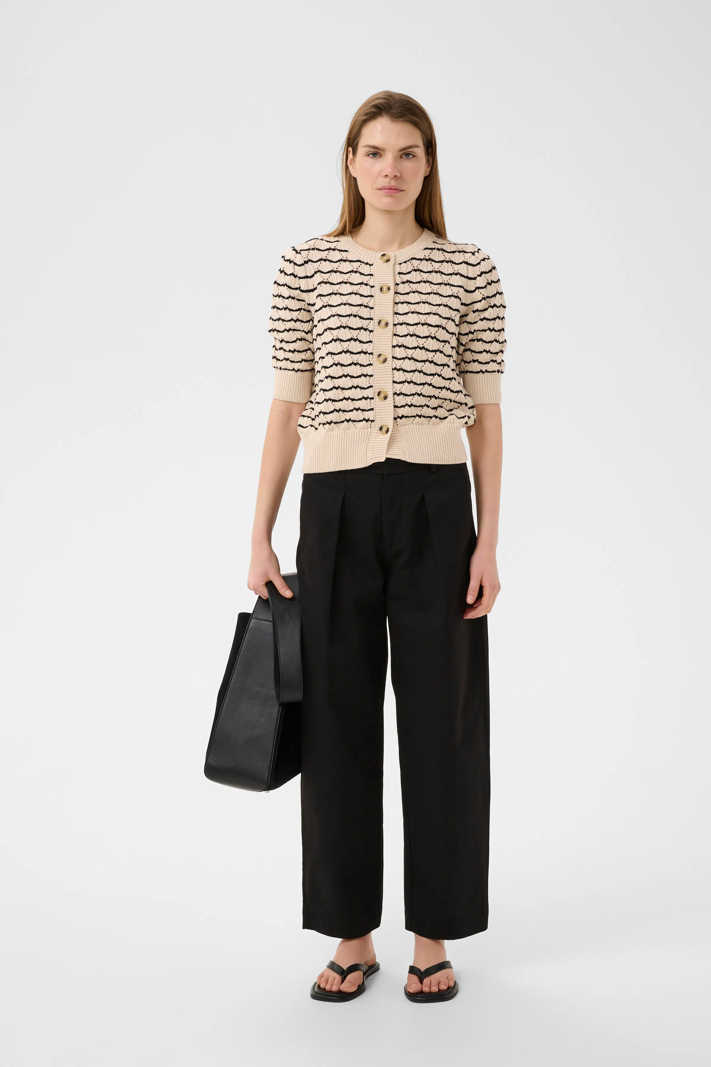 BalettaIW Cardigan LOOKBOOK FRONT 30111212-303136