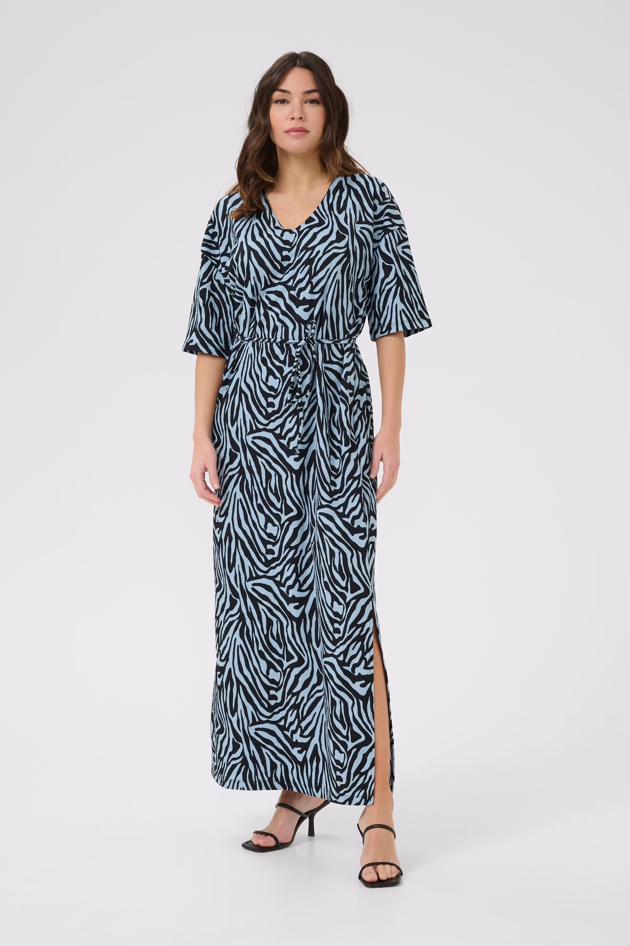 KAivanna Dress LOOKBOOK FRONT 10509781-107119