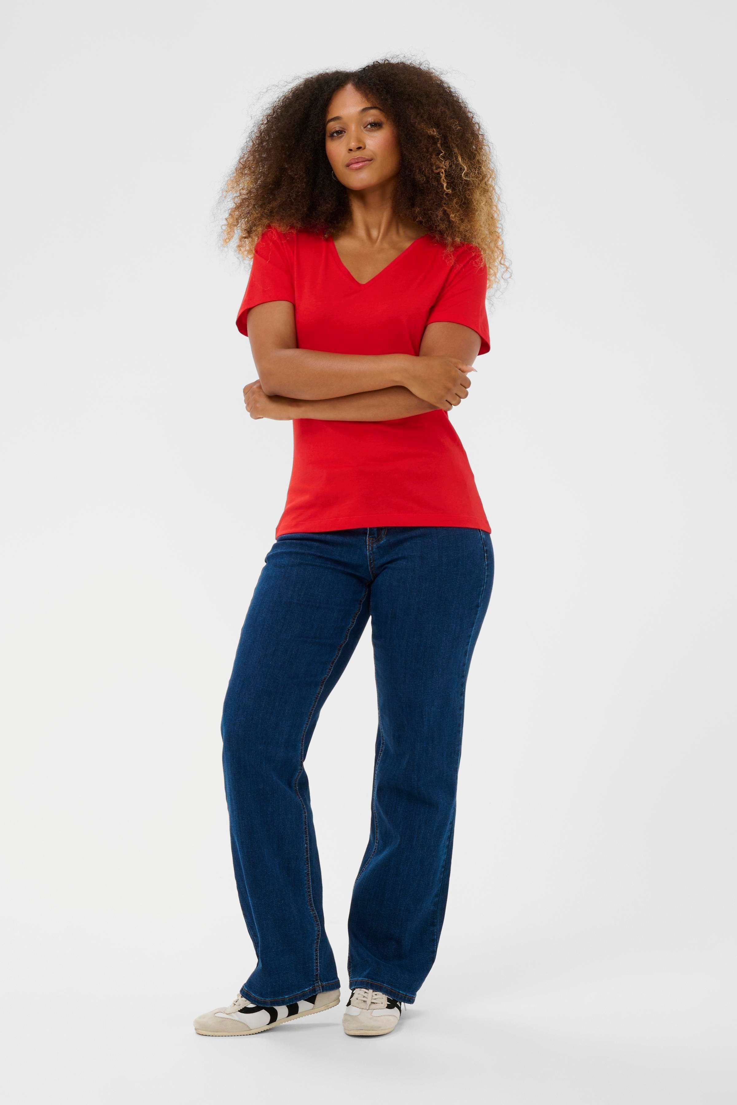 Naia T-shirt LOOKBOOK FRONT 10604508-181662