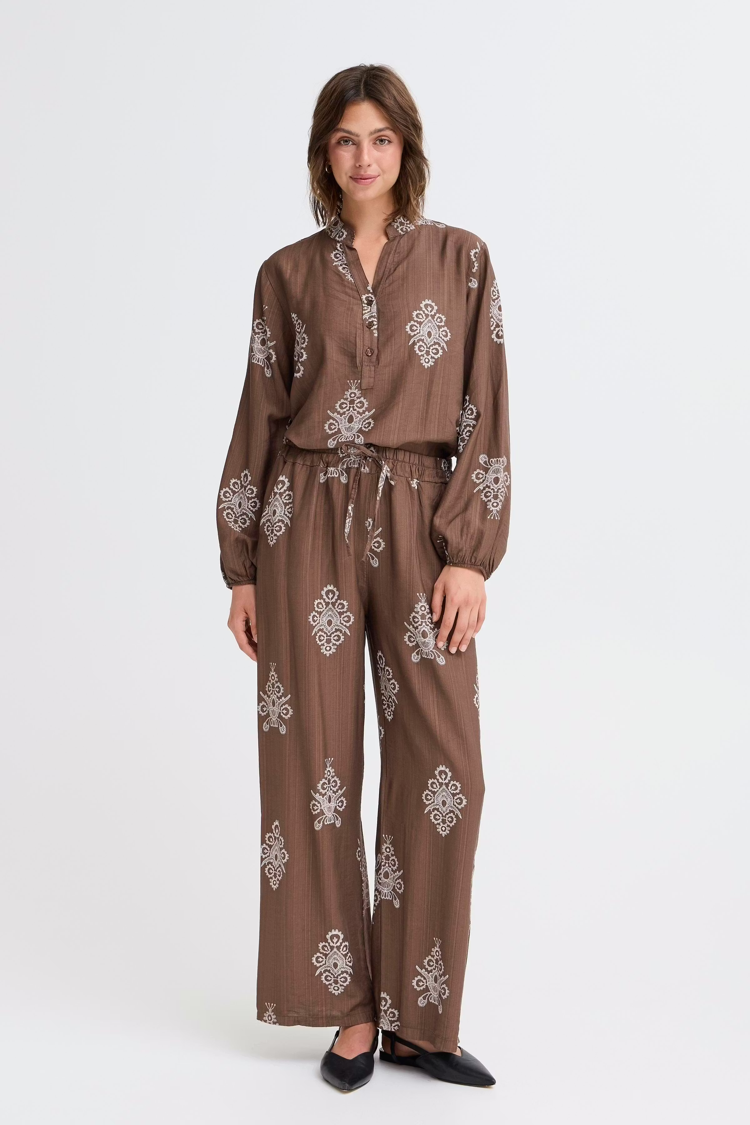 FRDEBORA Bluse LOOKBOOK FRONT 20616429-205752