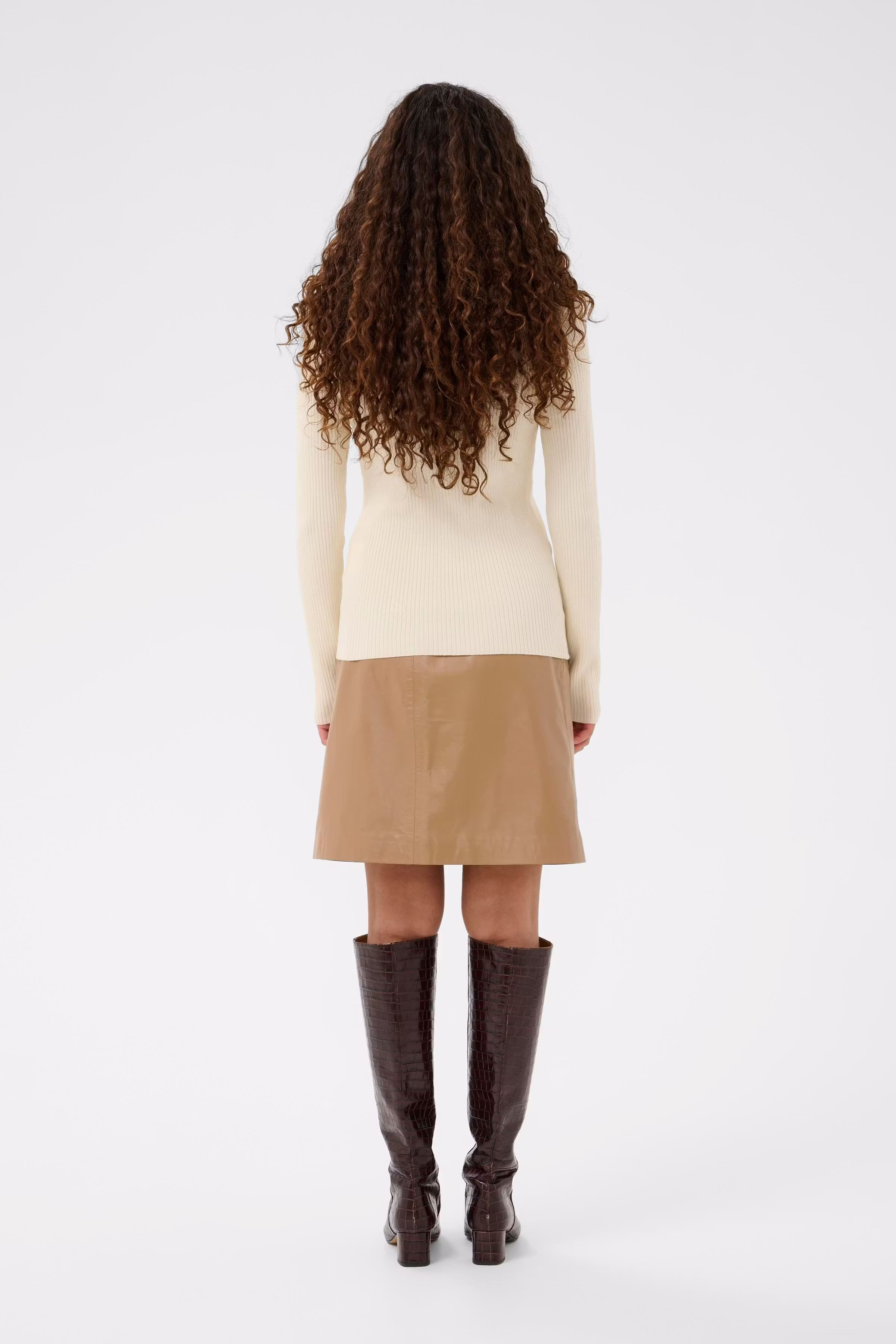 SLLysandra Cardigan LOOKBOOK BACK 30408852-110701