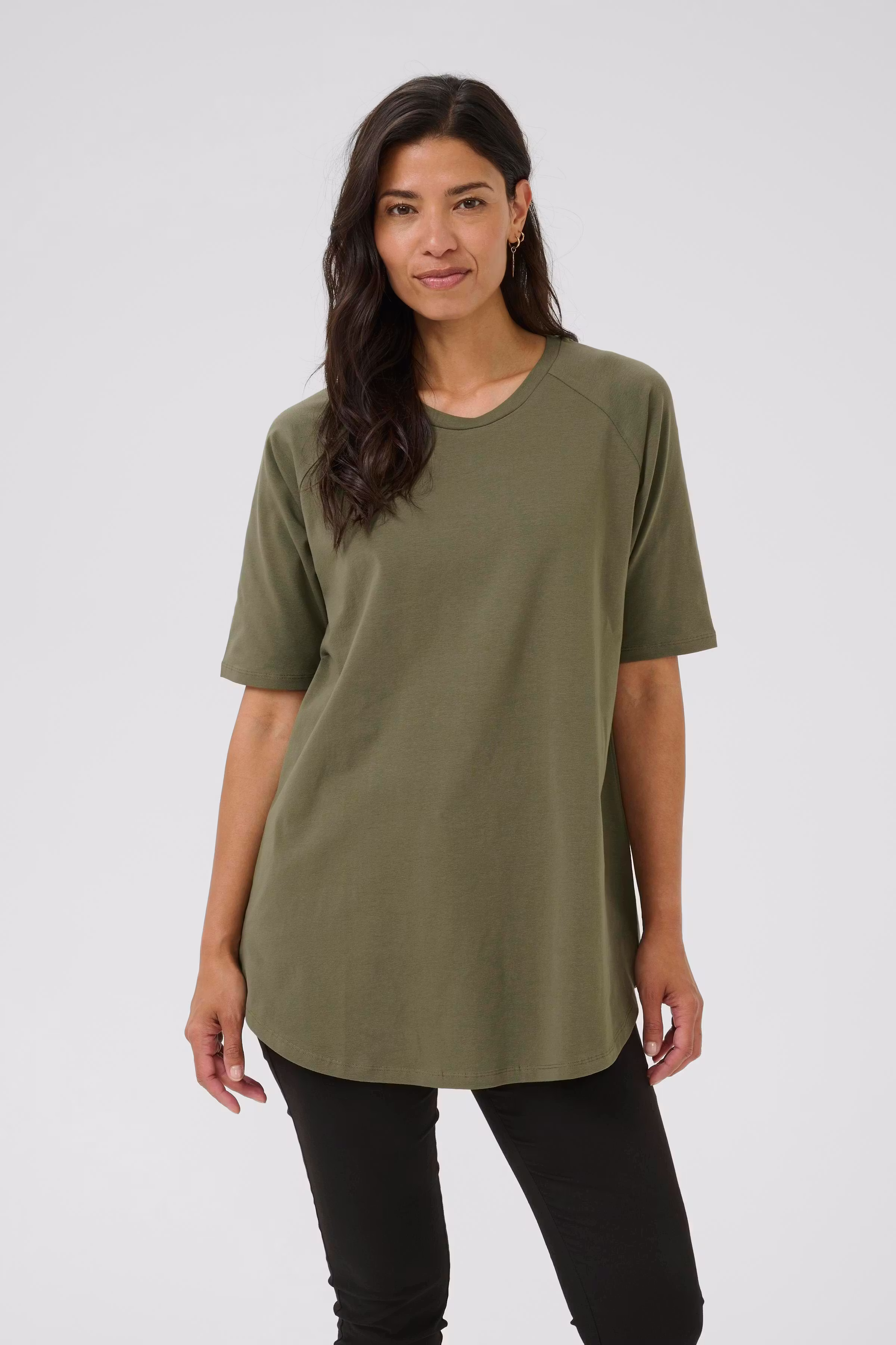 BPane Tunic LOOKBOOK FRONT 40200073-180515