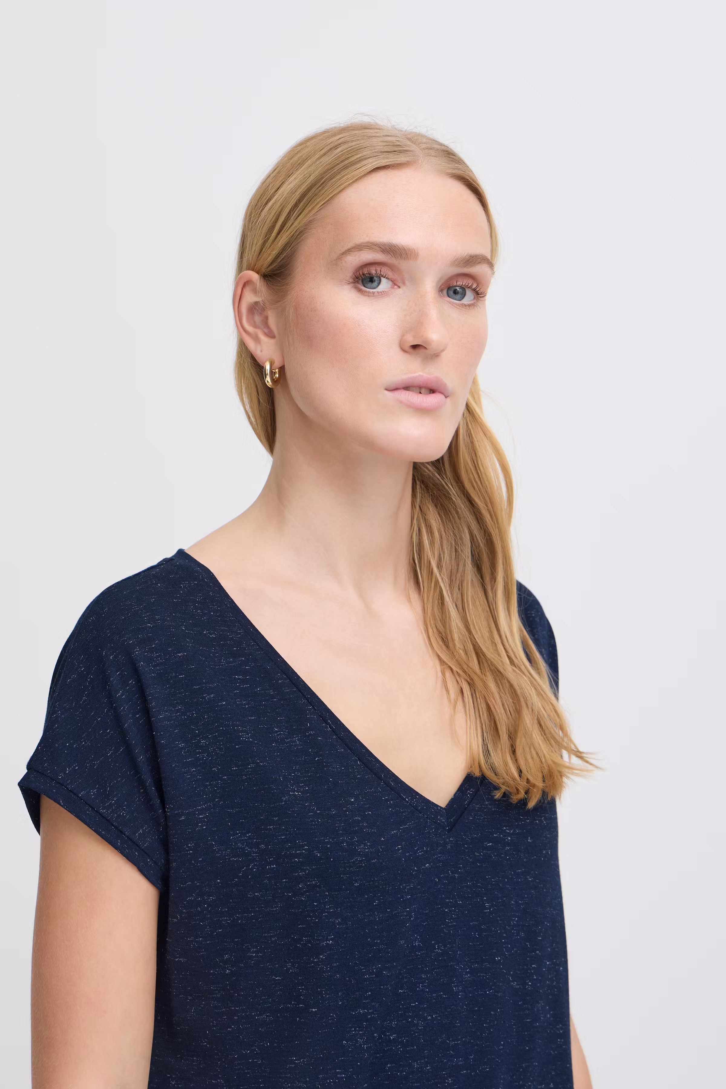 IHREBEL T-shirt LOOKBOOK DETAIL 20121349-194010