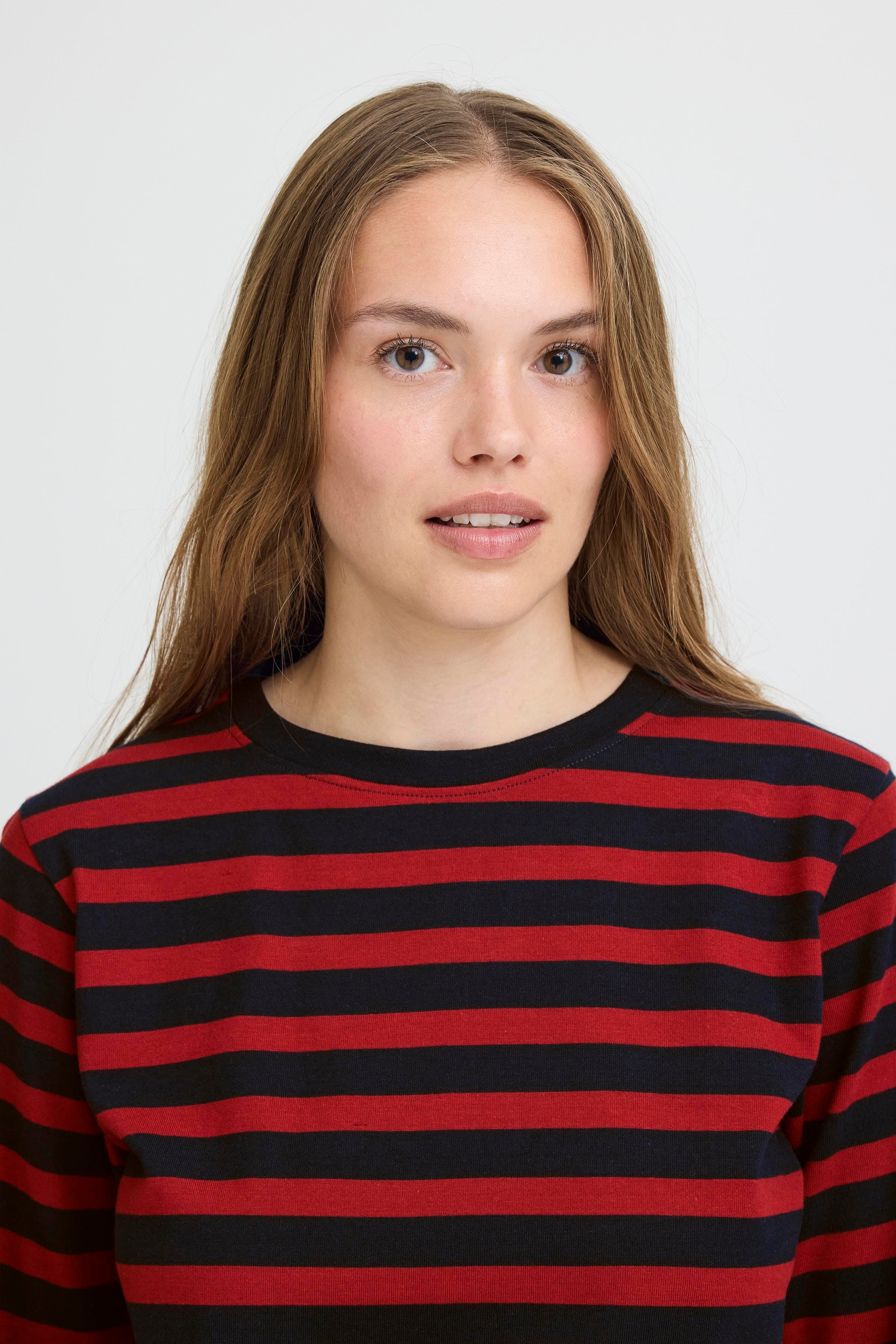 PZSAHANA T-shirt LOOKBOOK DETAIL 50209114-205036