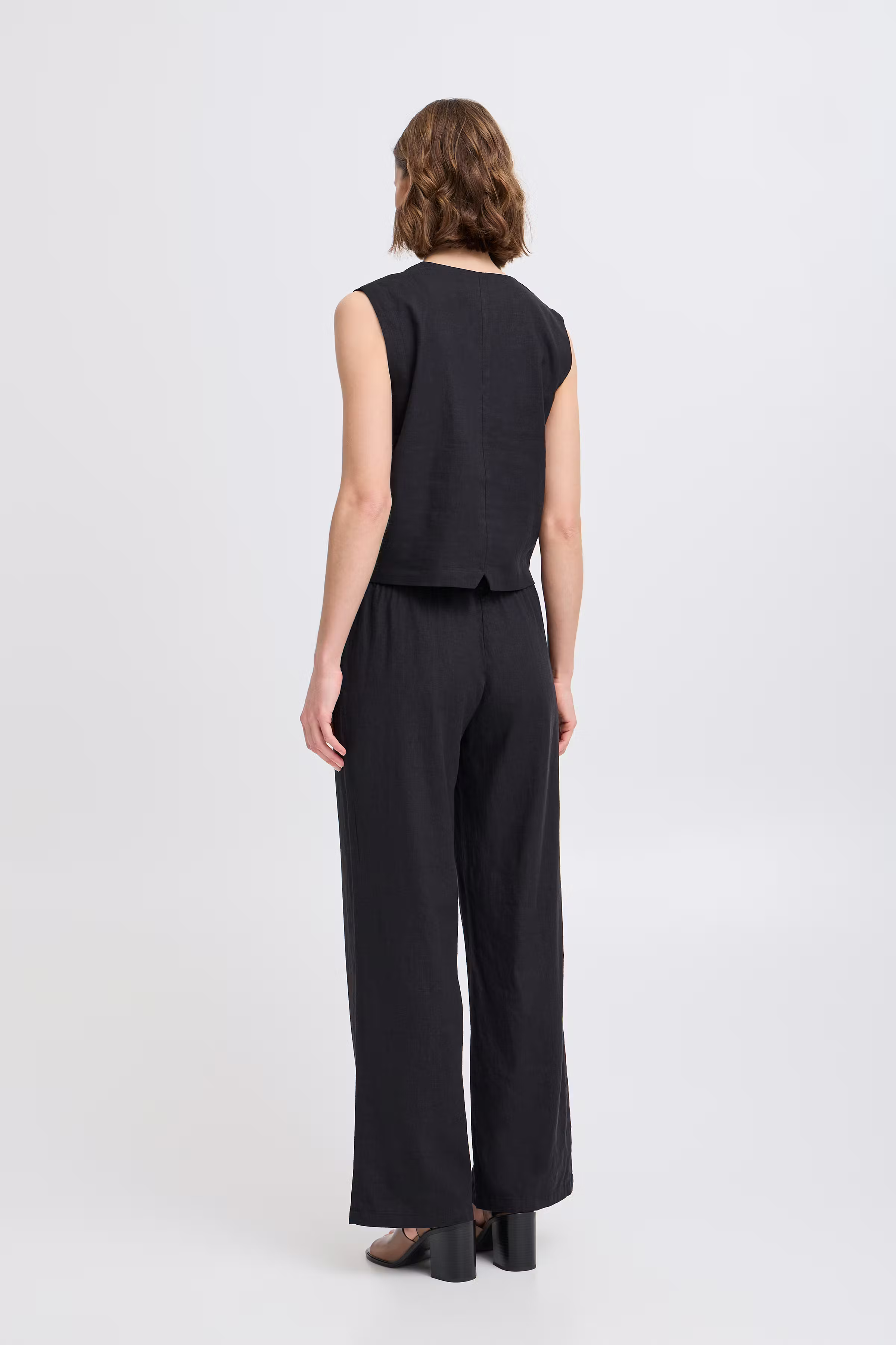 BYFALAKKA Waistcoat LOOKBOOK BACK 20816601-200451