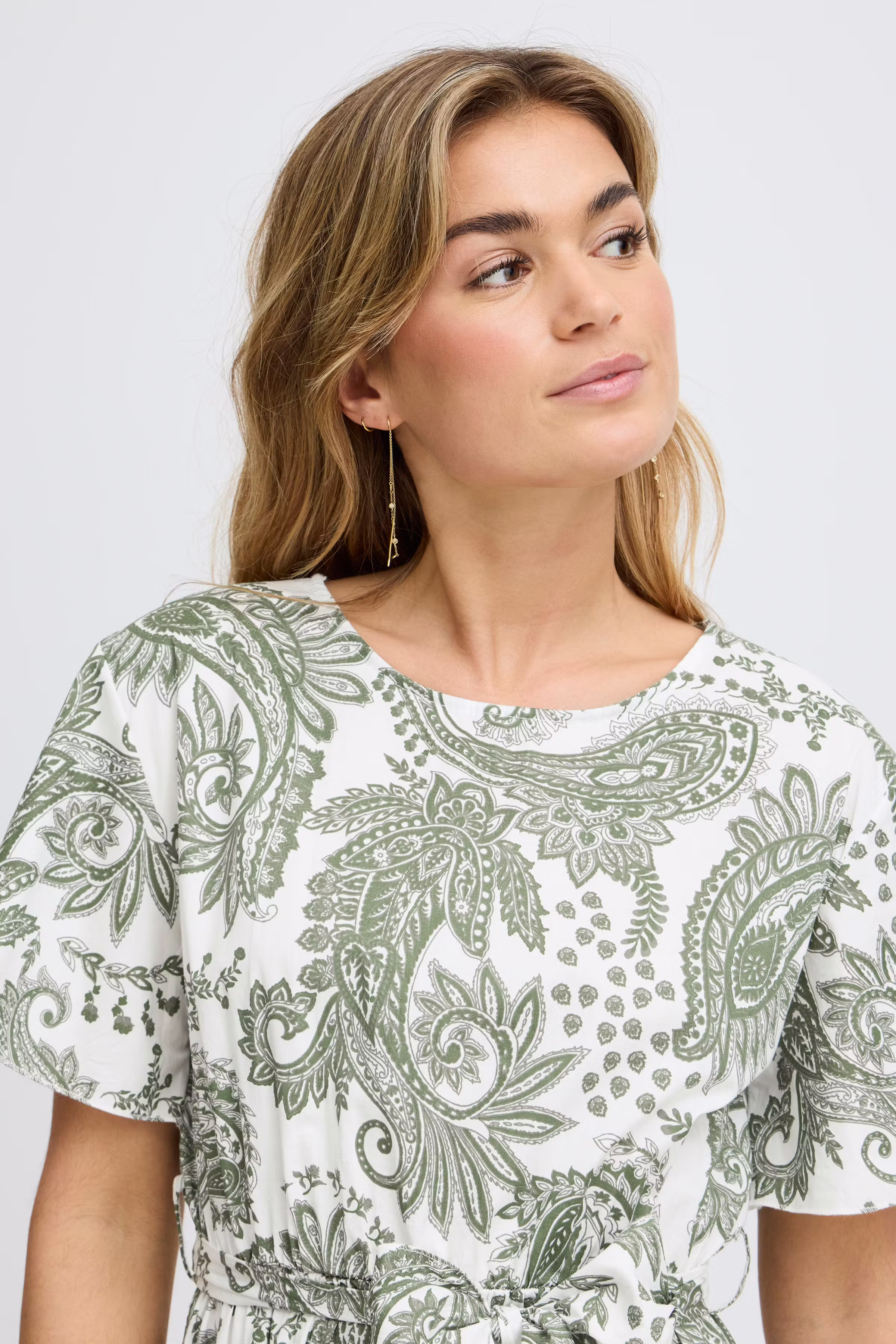 SBJADA Kjole LOOKBOOK DETAIL 22100550-180515