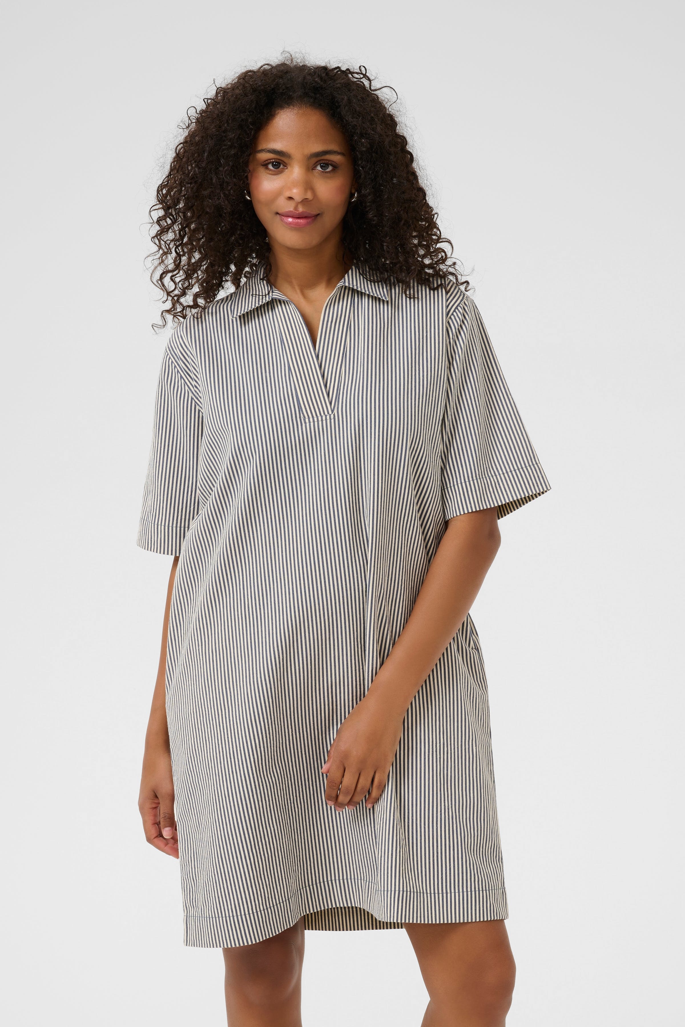 KAnaya Kjole LOOKBOOK FRONT 10510107-106298