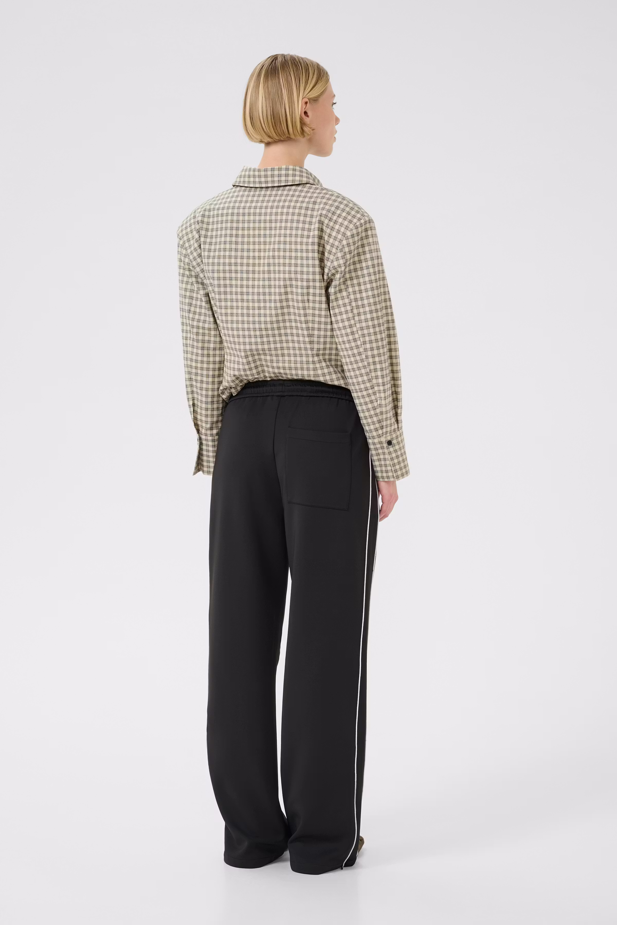 KBBarbara Sweatpants LOOKBOOK BACK 10105595-194008