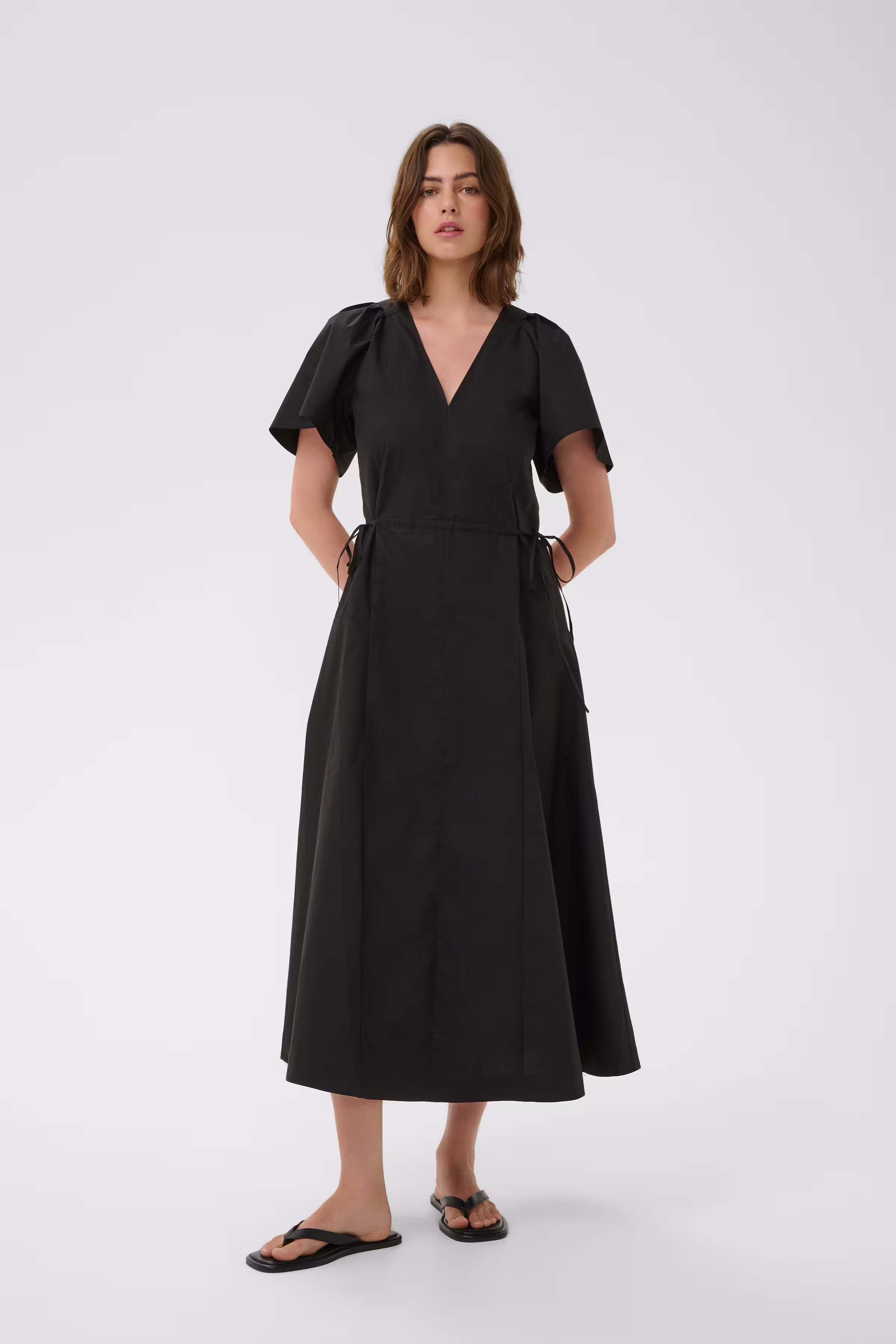 RAVENIW Dress LOOKBOOK FRONT 30112502-194008