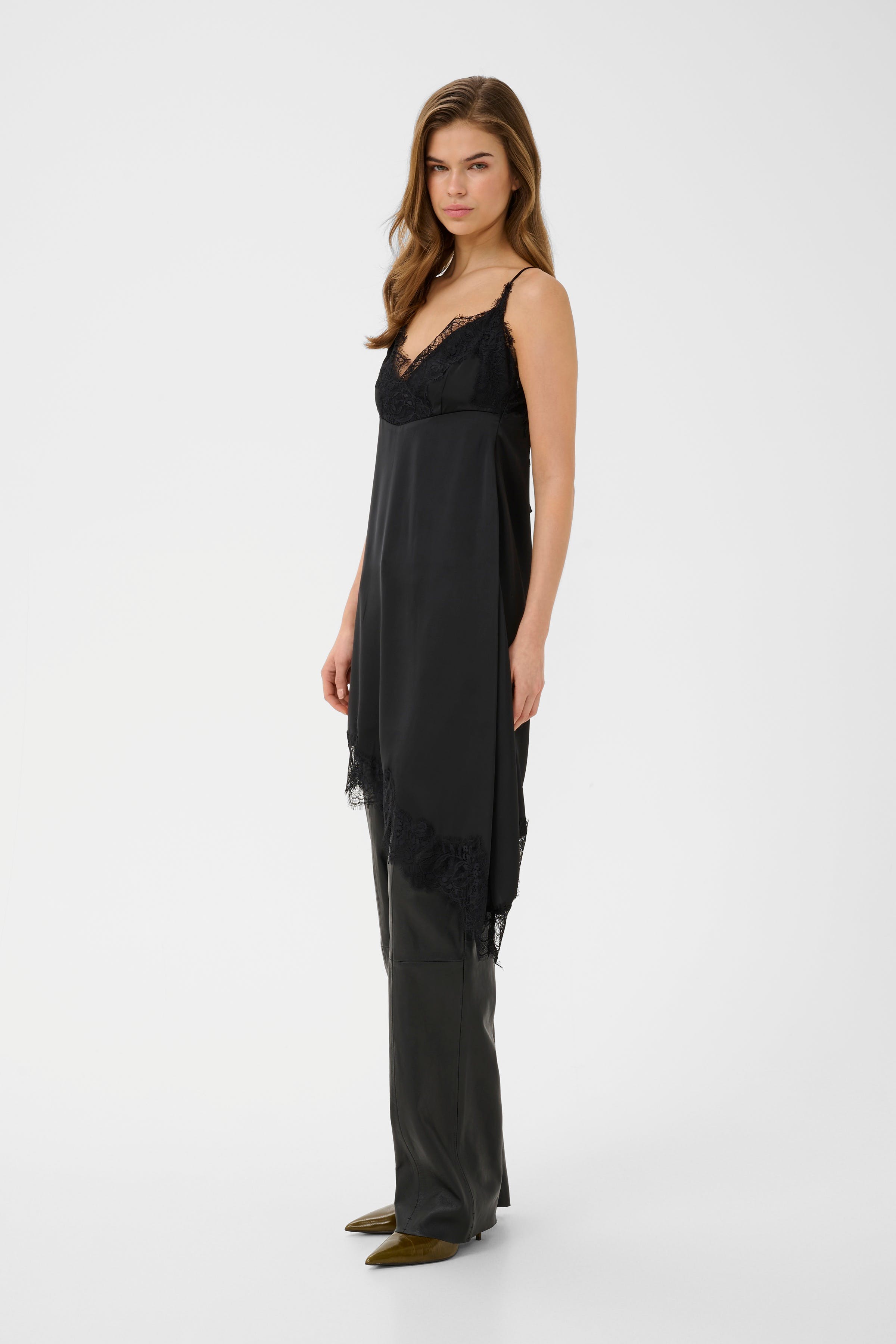 GZlalou Kjole LOOKBOOK FRONT 10911314-100017