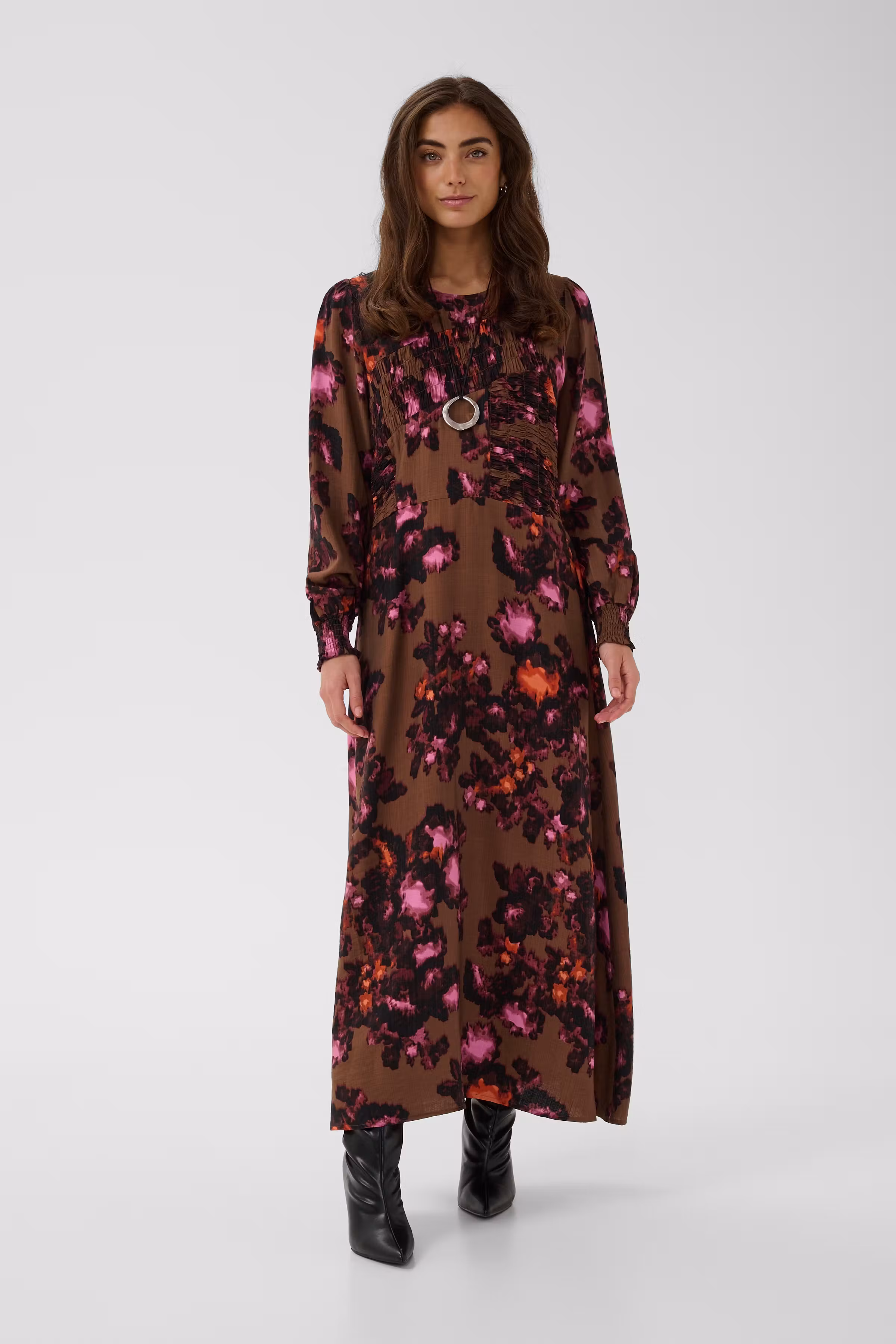 CUVIOLETTA Dress LOOKBOOK FRONT 50114059-900014118
