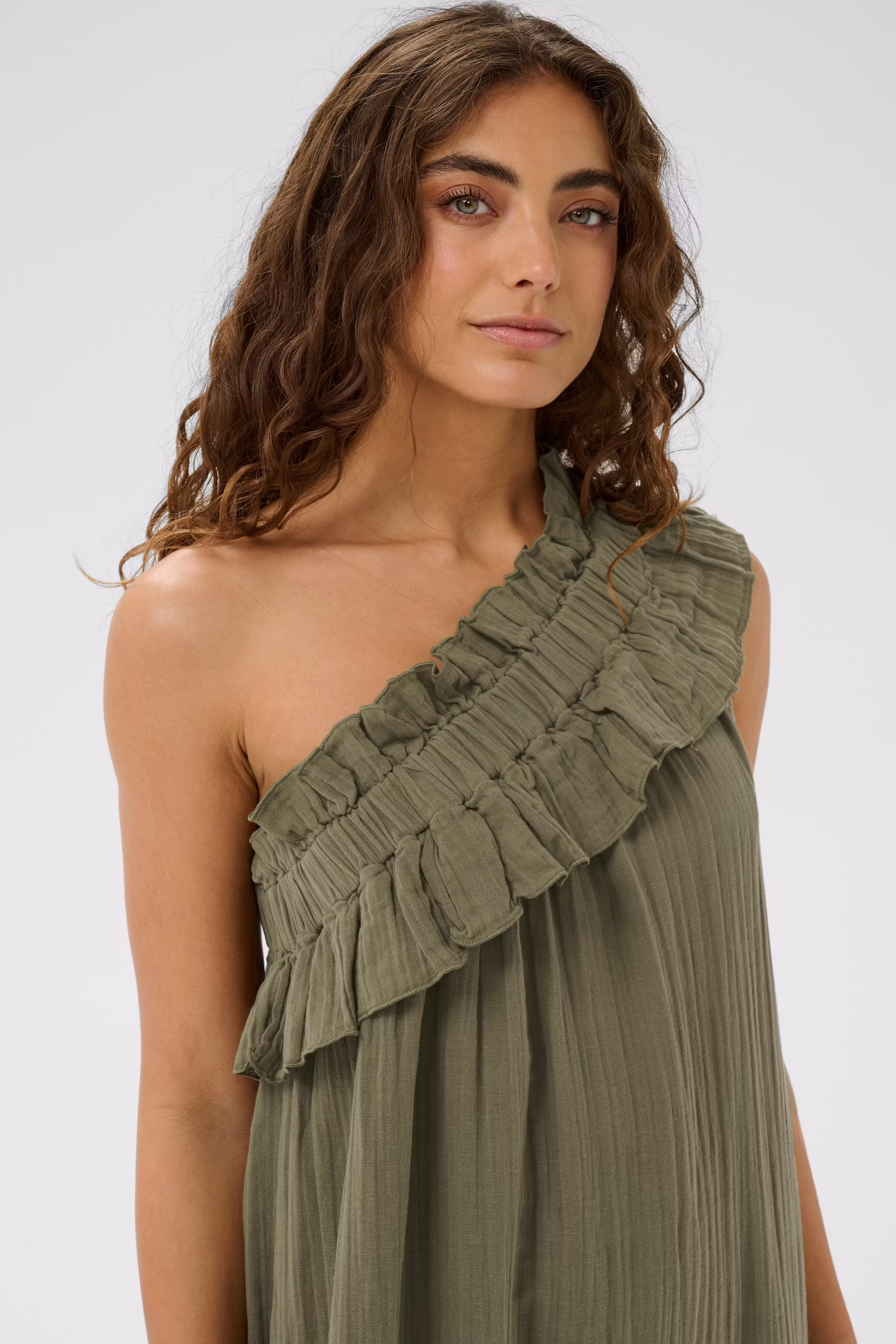 CUelina One-shoulder Kjole LOOKBOOK FRONT 50110614-170517