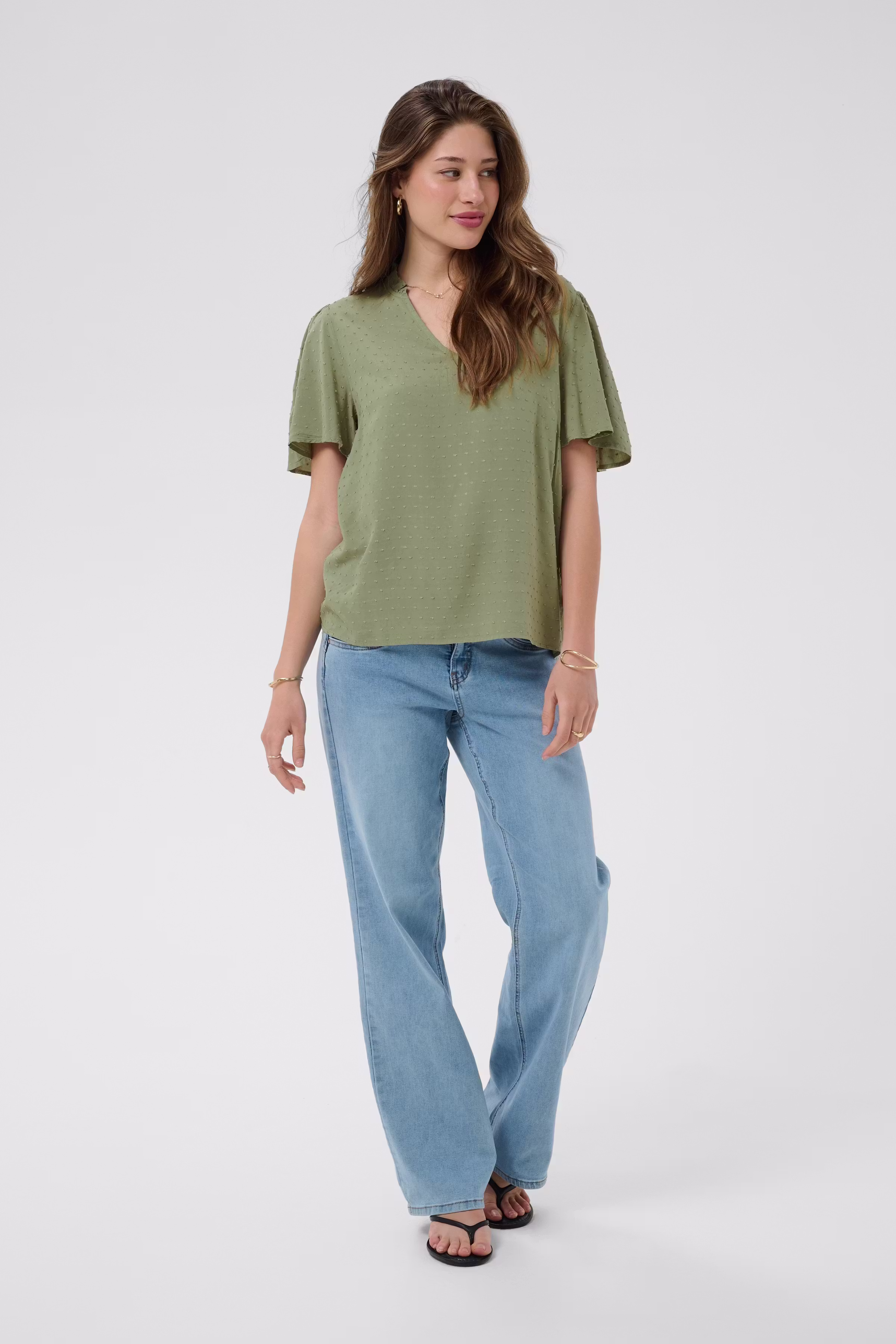CRLoma Blouse LOOKBOOK FRONT 10615636-176206