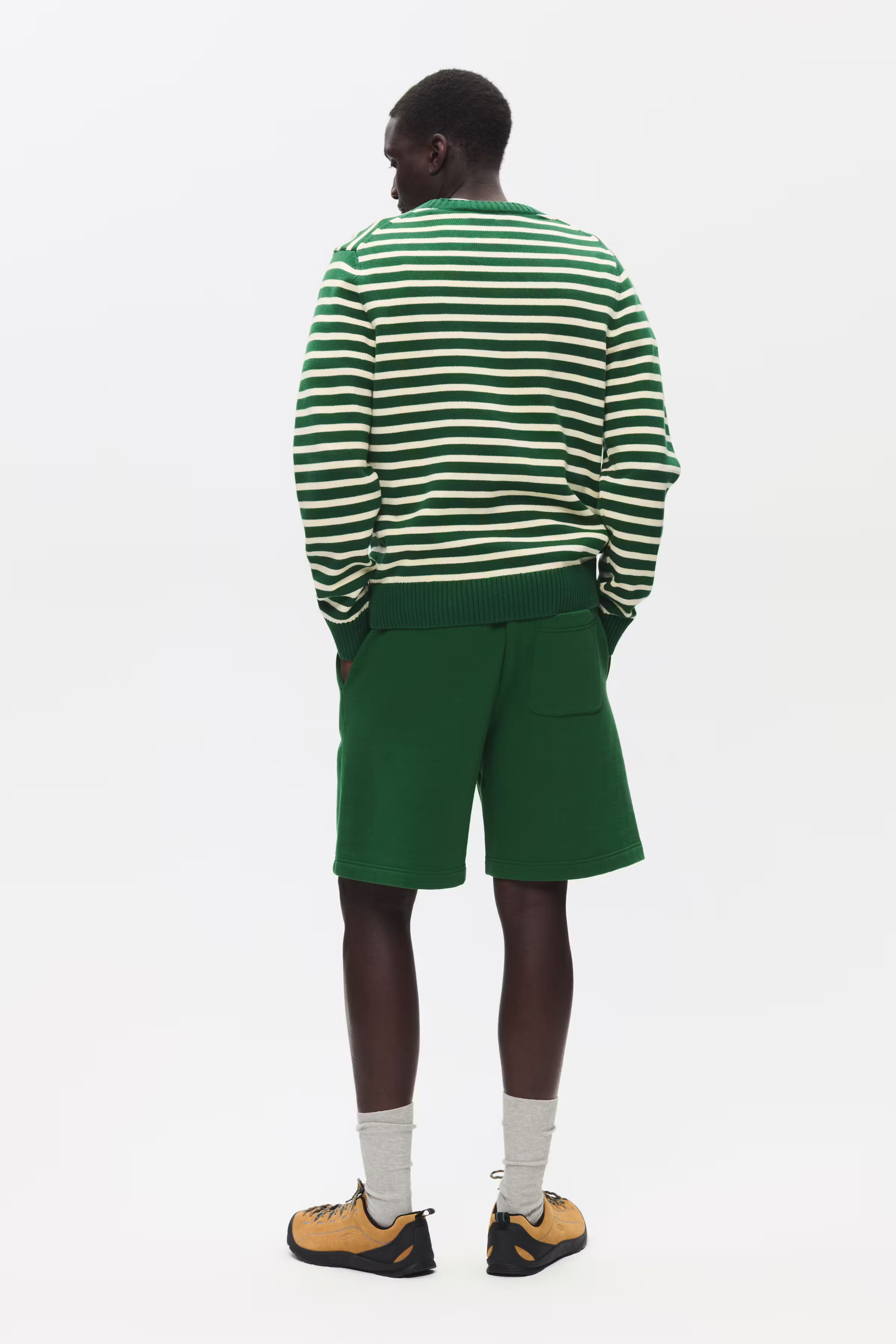 WWLuis Shorts LOOKBOOK BACK 30252101-196050