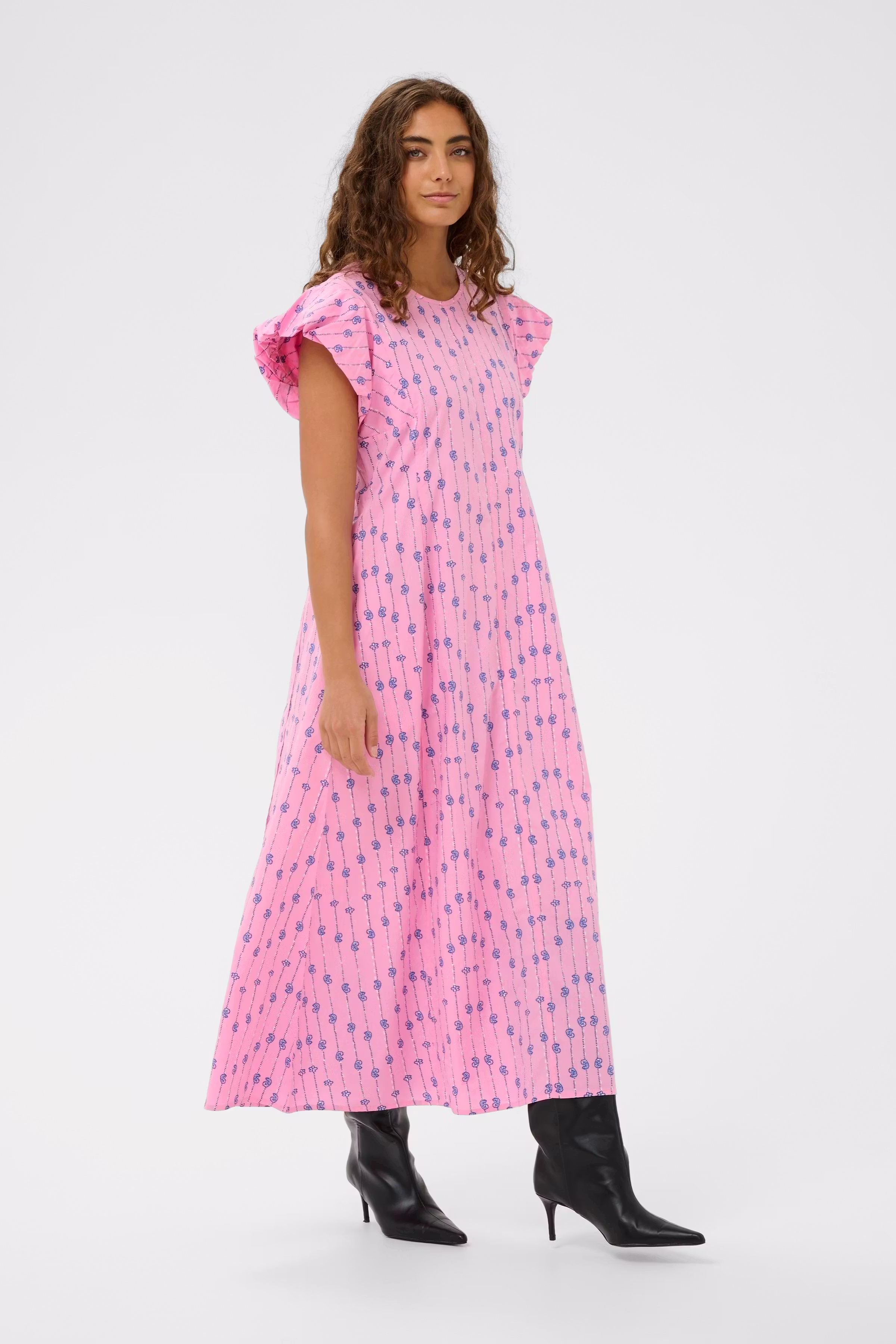 CUmarco Dress LOOKBOOK FRONT 50112946-109247