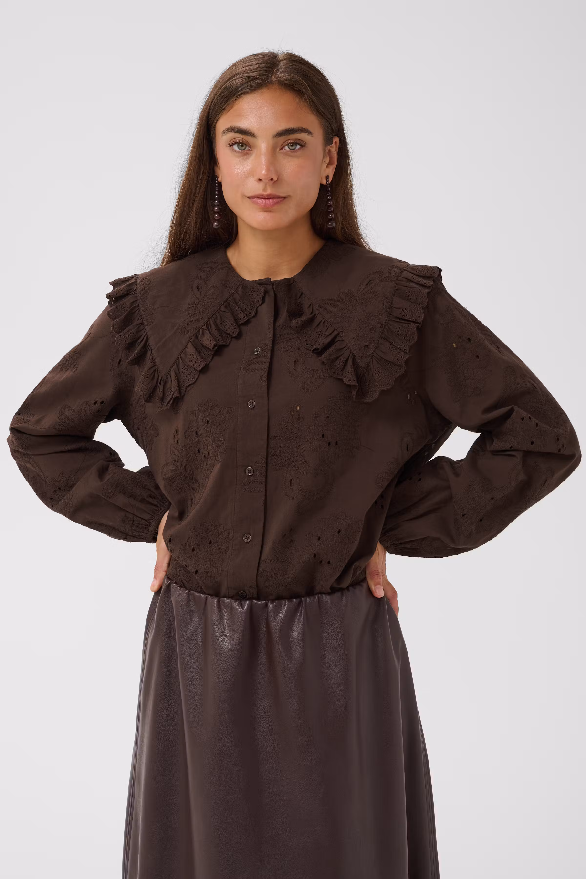 CUclaramille Skjorte LOOKBOOK FRONT 50113647-190915