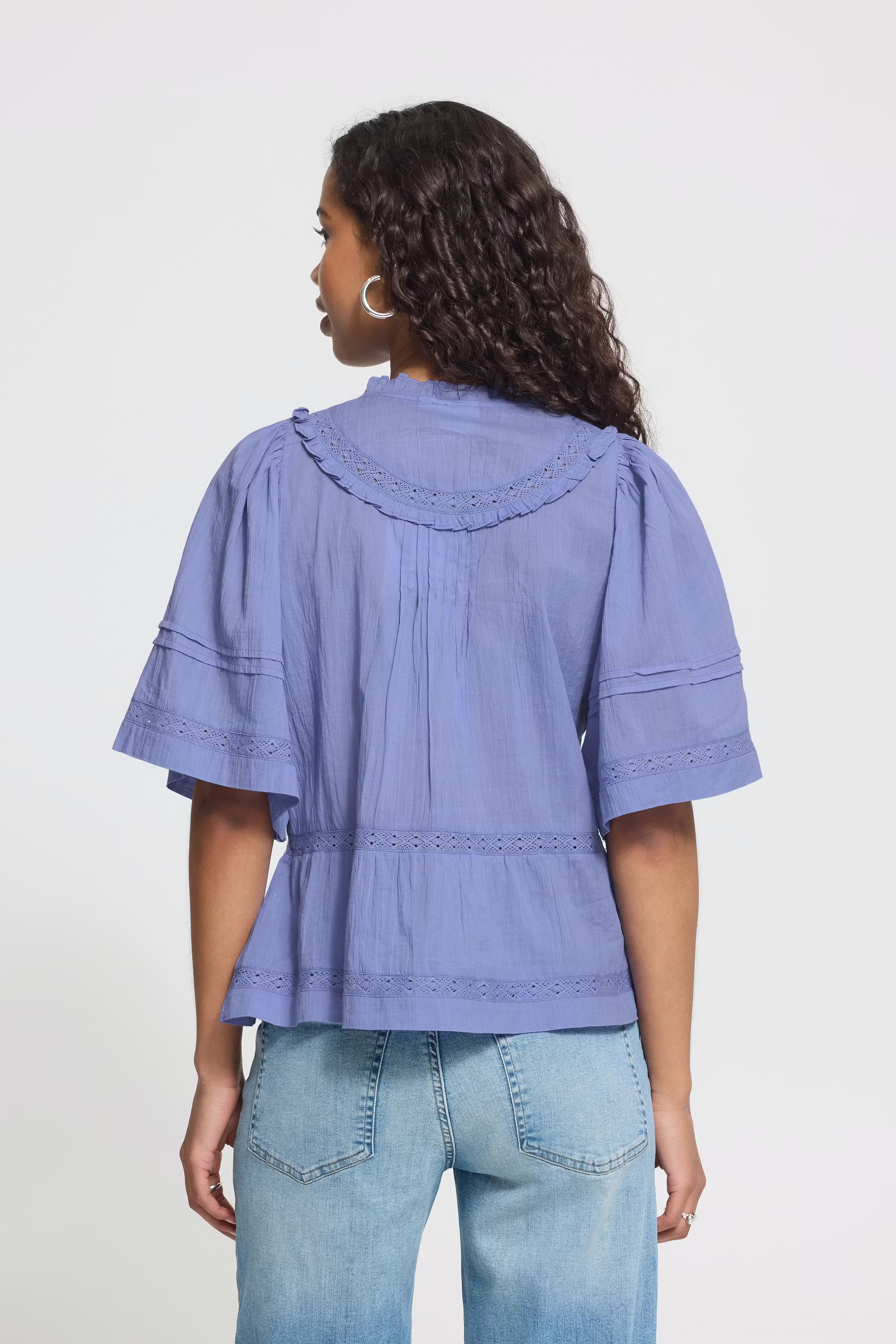 IHVOILANA Bluse LOOKBOOK BACK 20126704-183935