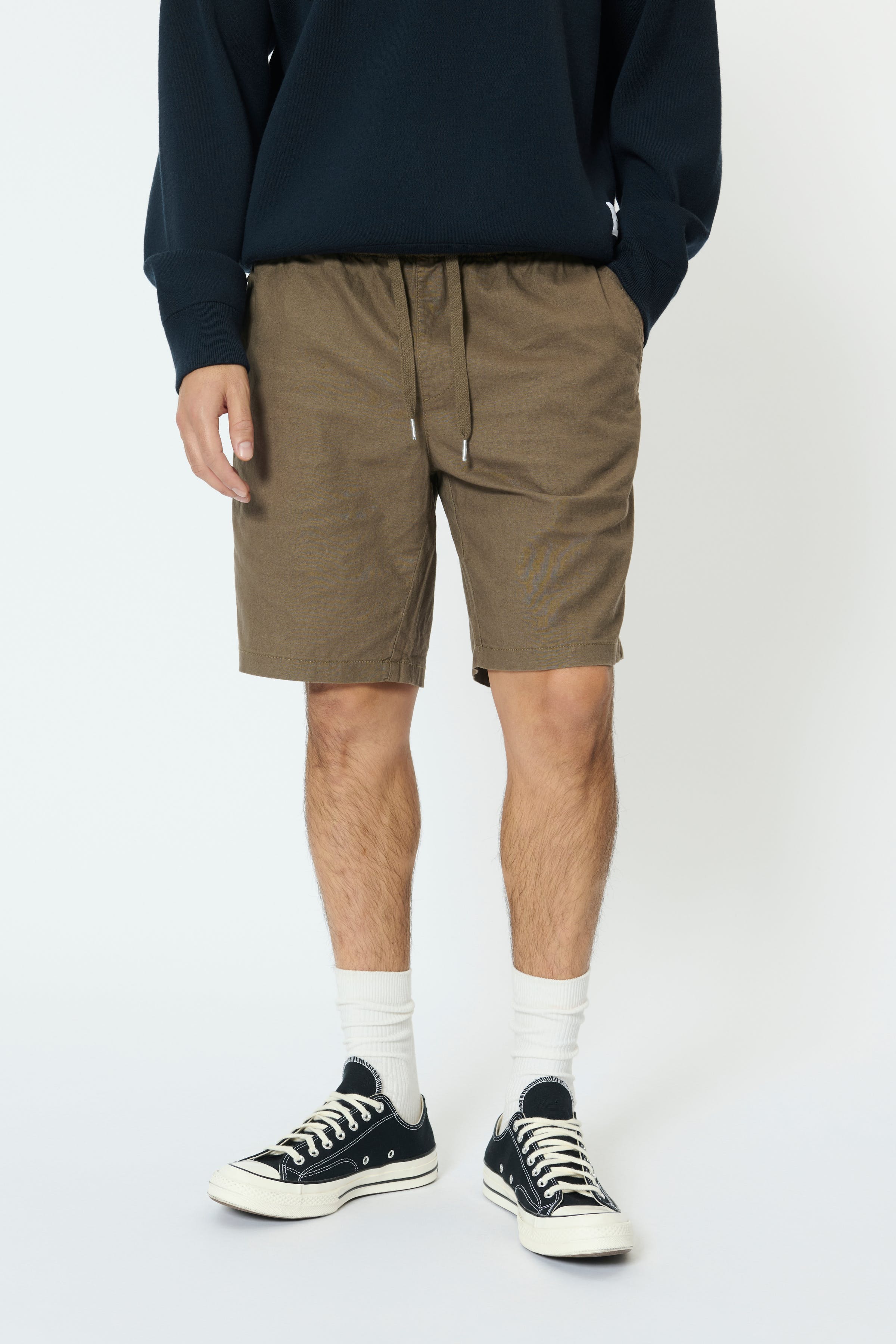 MAbarton linnenshorts LOOKBOOK FRONT 30206032-190820