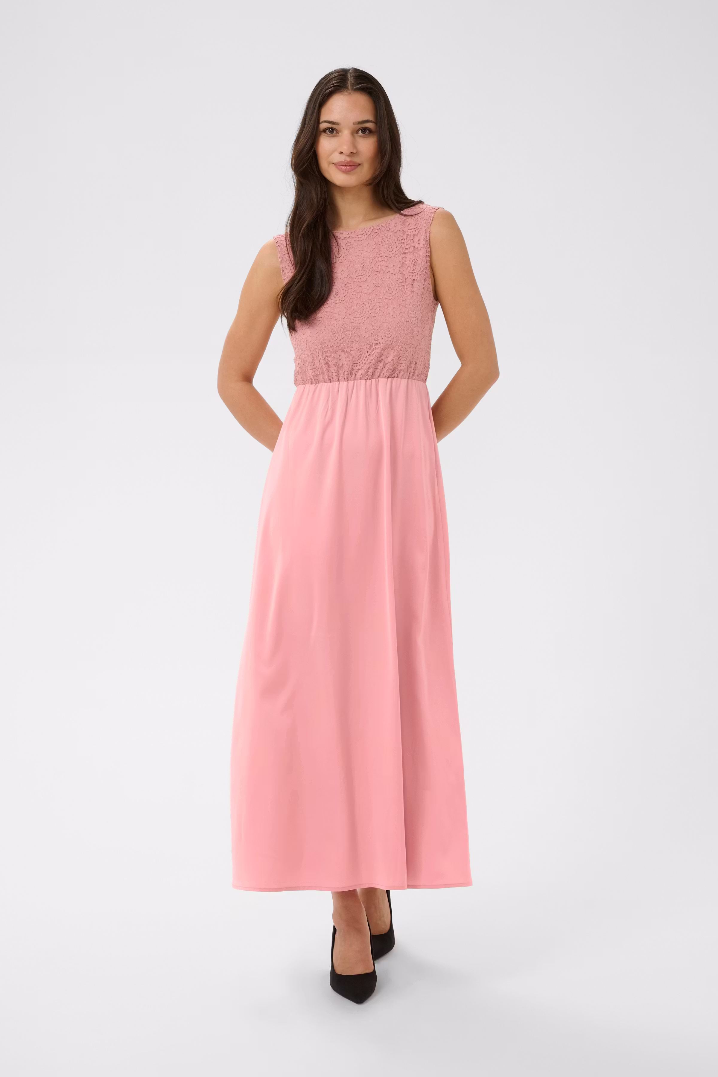 KAlouisa Dress LOOKBOOK FRONT 10512179-109900