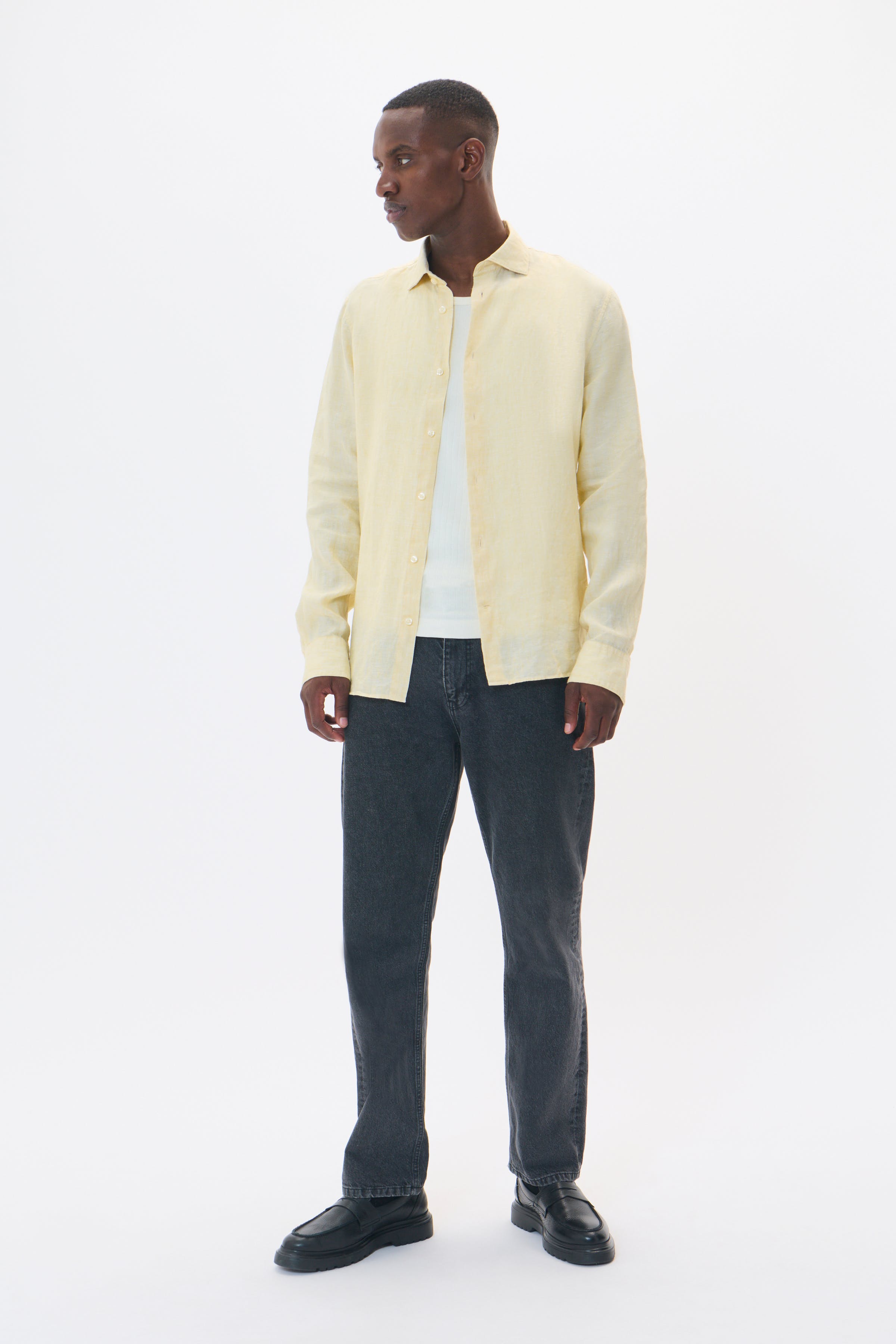 MAmarc linneskjorta LOOKBOOK FRONT 30205841-120826