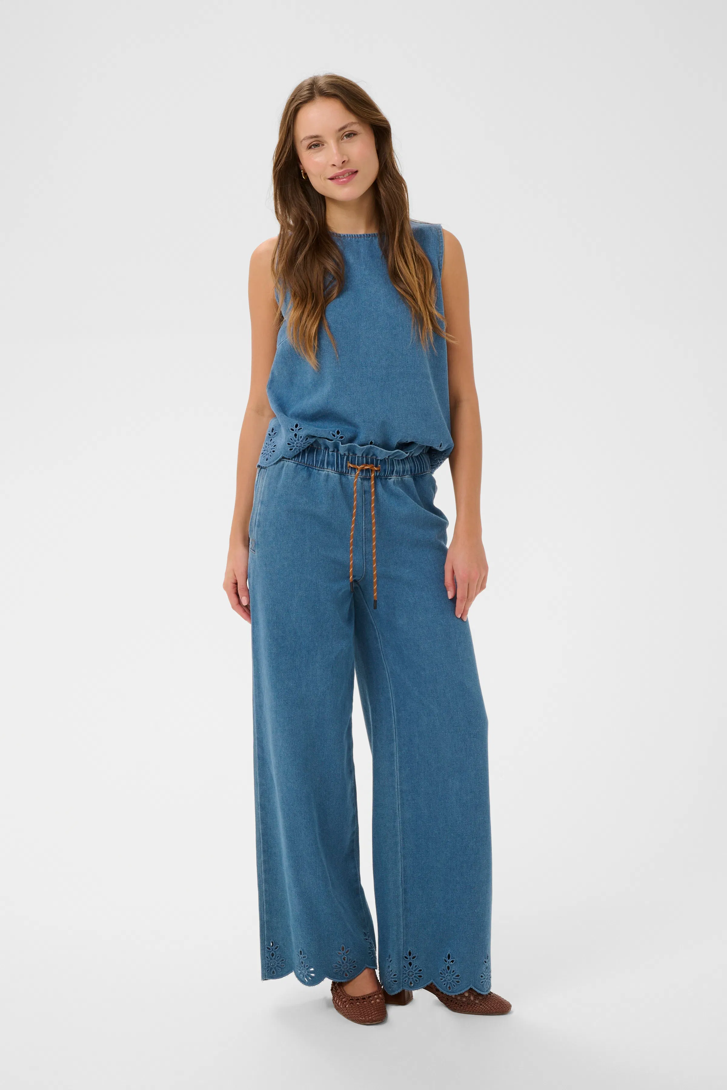 RozlynnSZ Byxor LOOKBOOK FRONT 30515134-600104