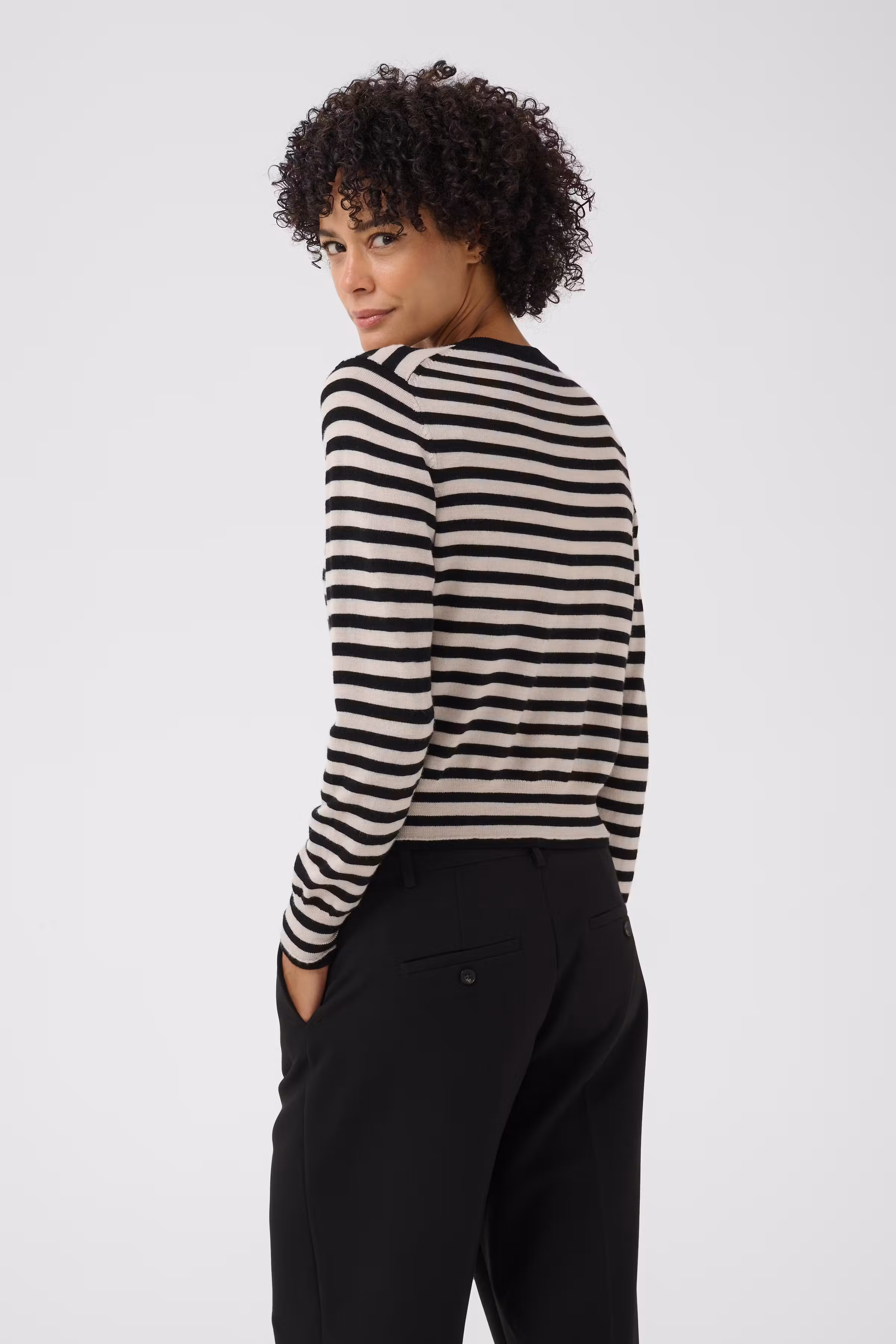 NoelaniPW Cardigan LOOKBOOK BACK 30309793-304025