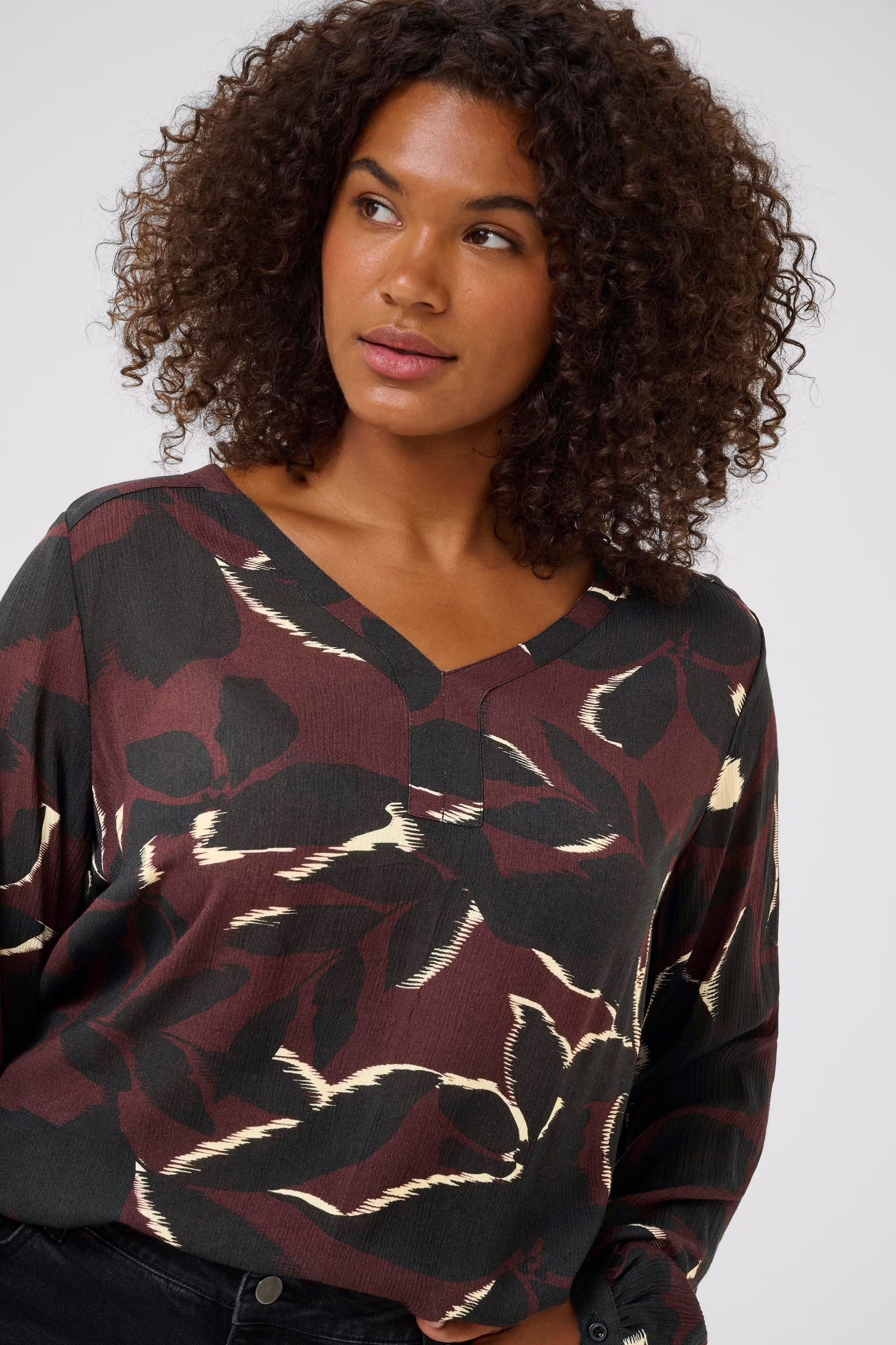 KCami Blouse LOOKBOOK DETAIL 10582024-108224