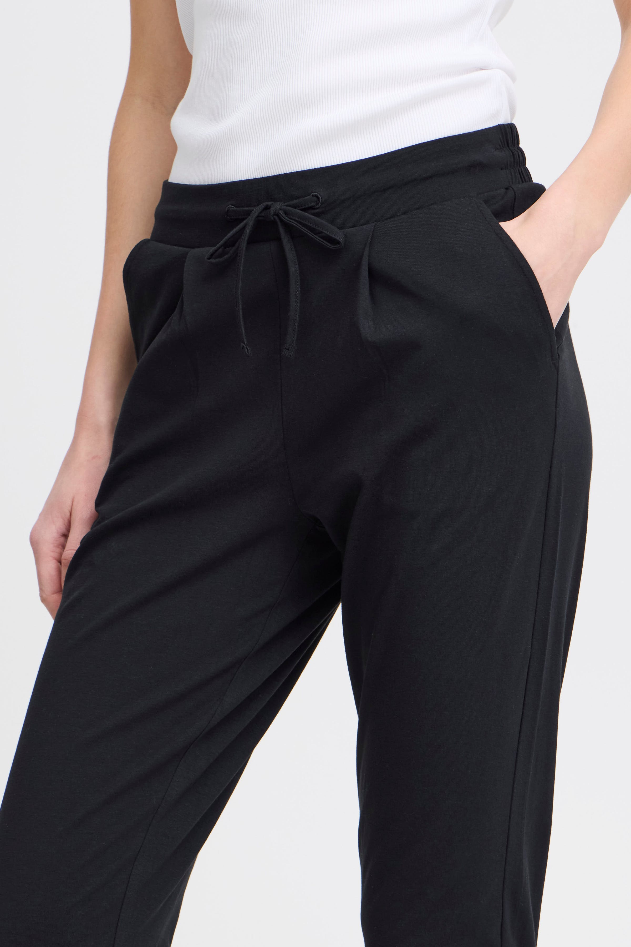 BYPANDINA Bukser LOOKBOOK DETAIL 20808332-200451