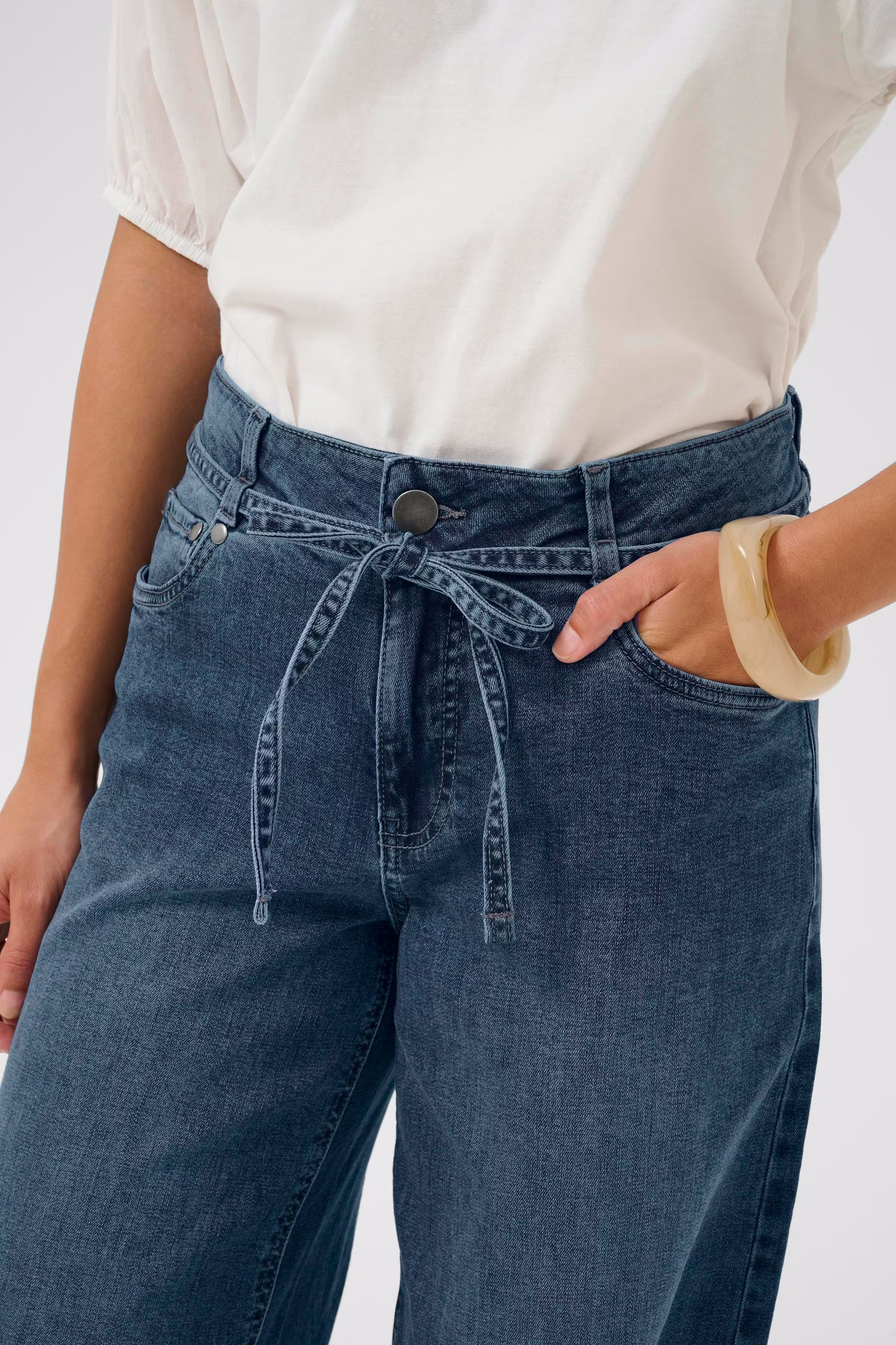 CUtali Jeans LOOKBOOK DETAIL 50112893-107026