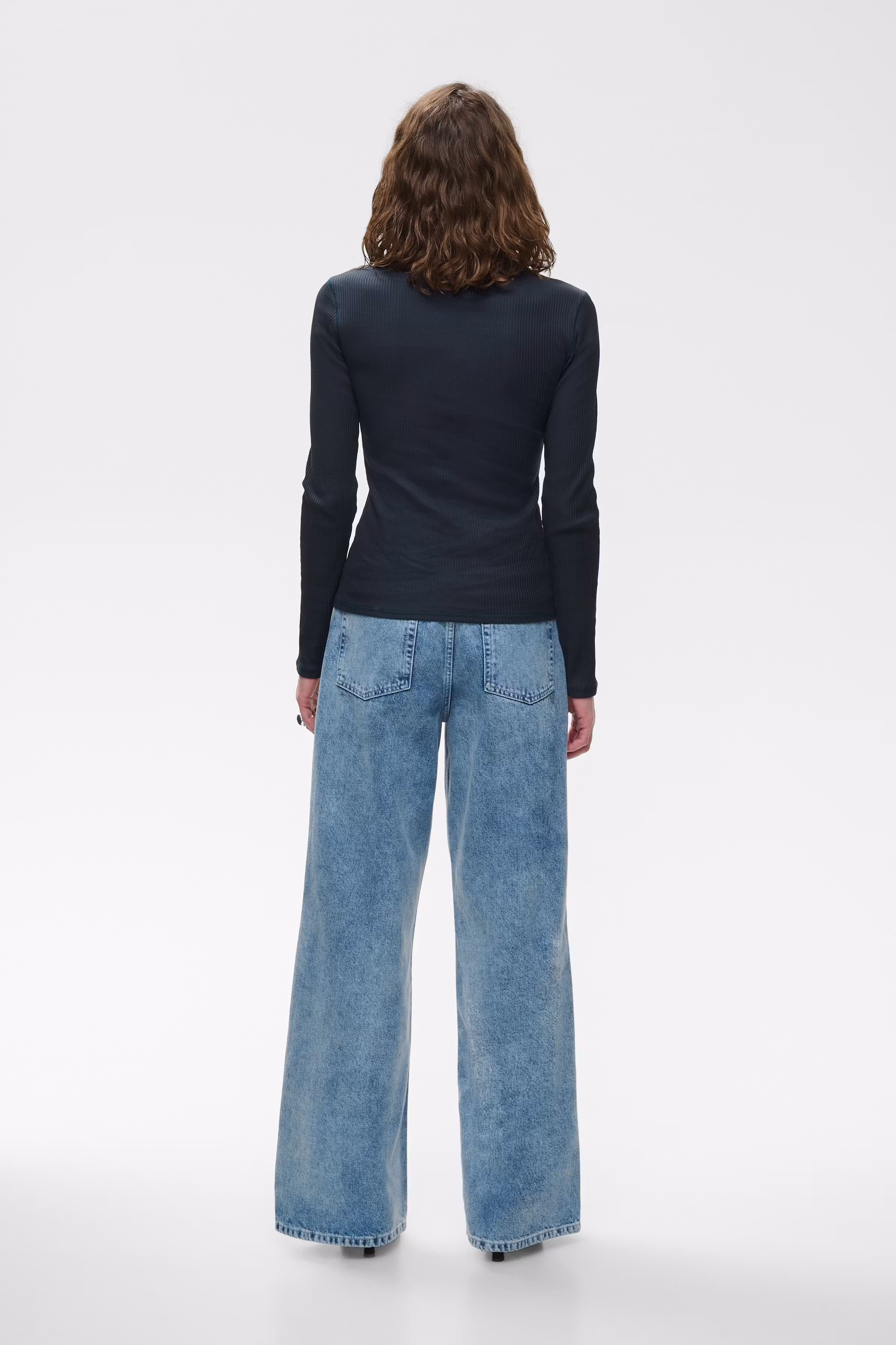 IOFemke Top LOOKBOOK BACK 30600086-BL862