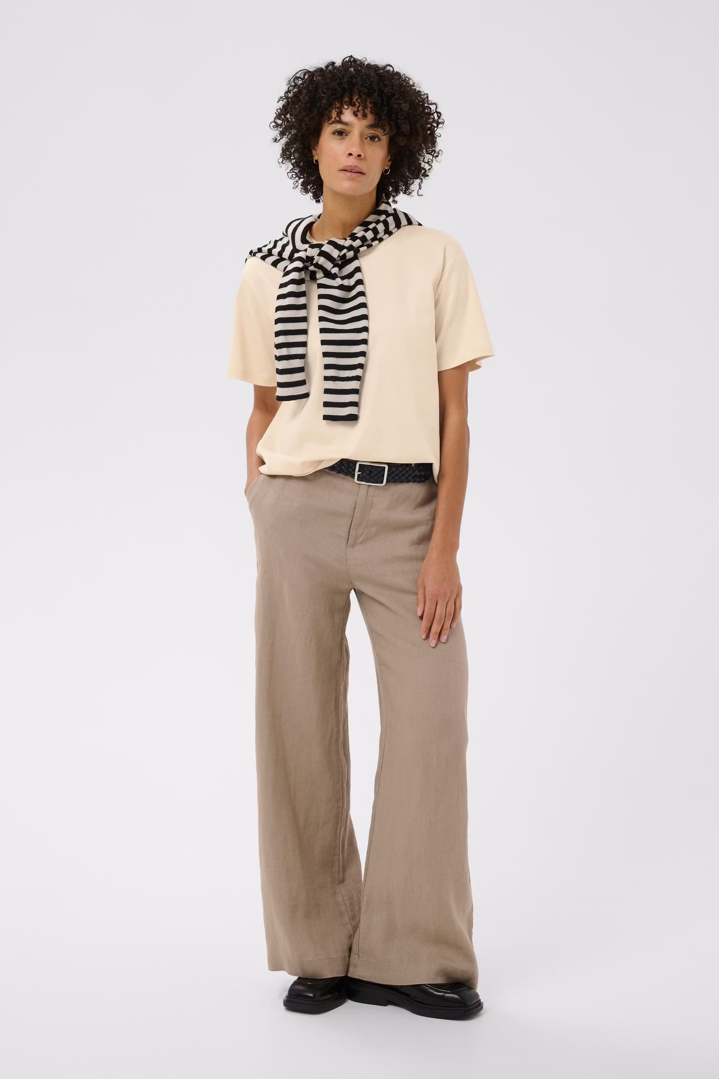 AnnePW T-shirt LOOKBOOK FRONT 30308060-120304