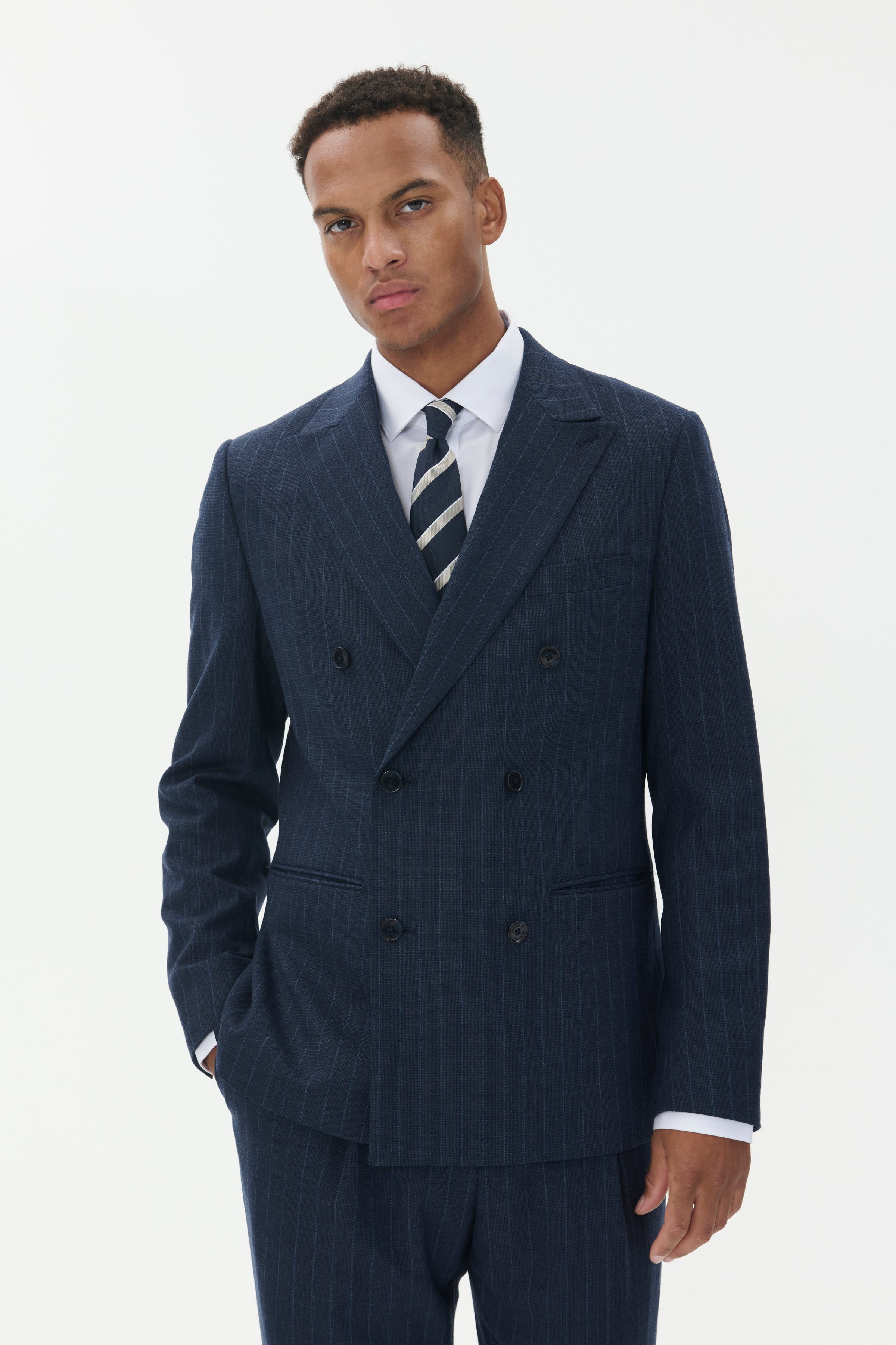 MAgaret Blazer LOOKBOOK FRONT 30208684-194011