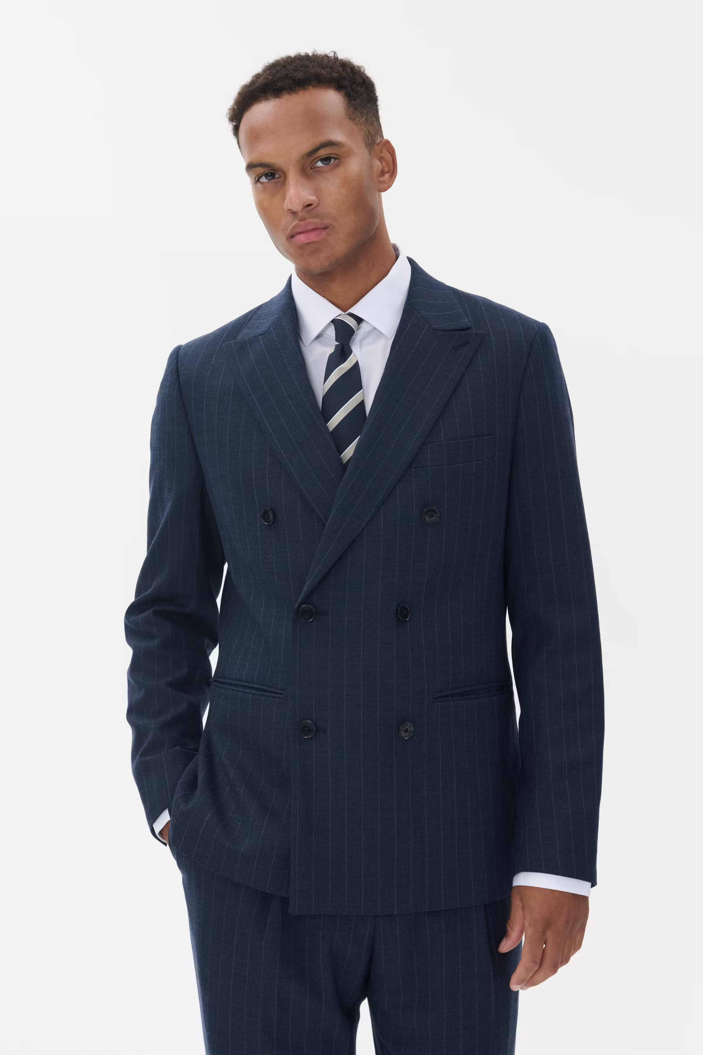 MAgaret Blazer LOOKBOOK FRONT 30208684-194011