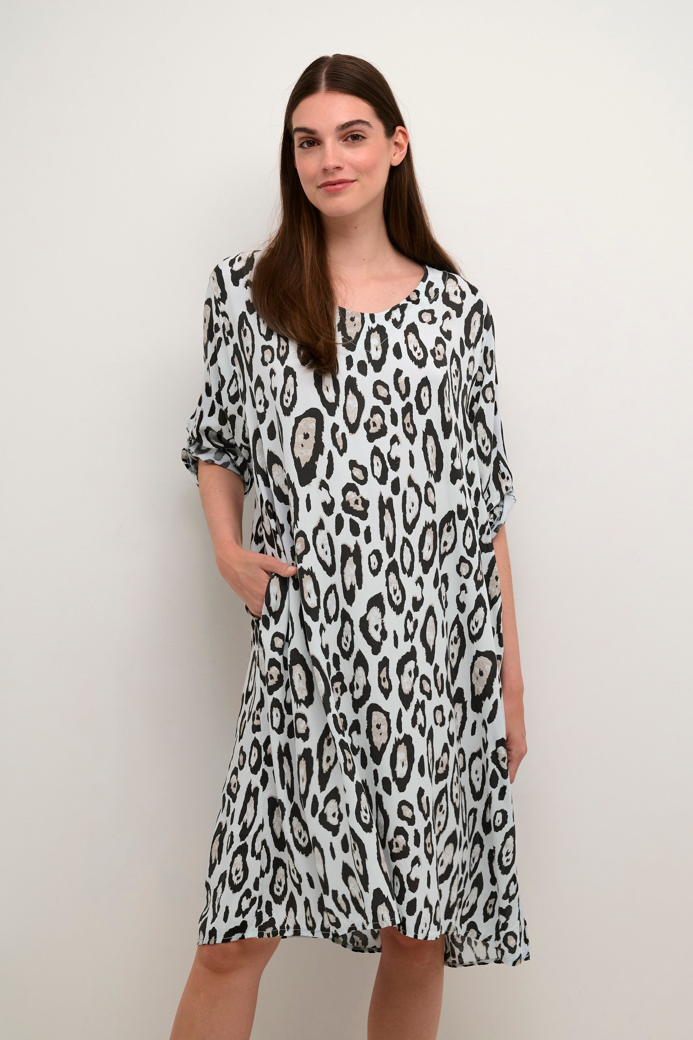 BPkessia Dress LOOKBOOK FRONT 40103498-400765