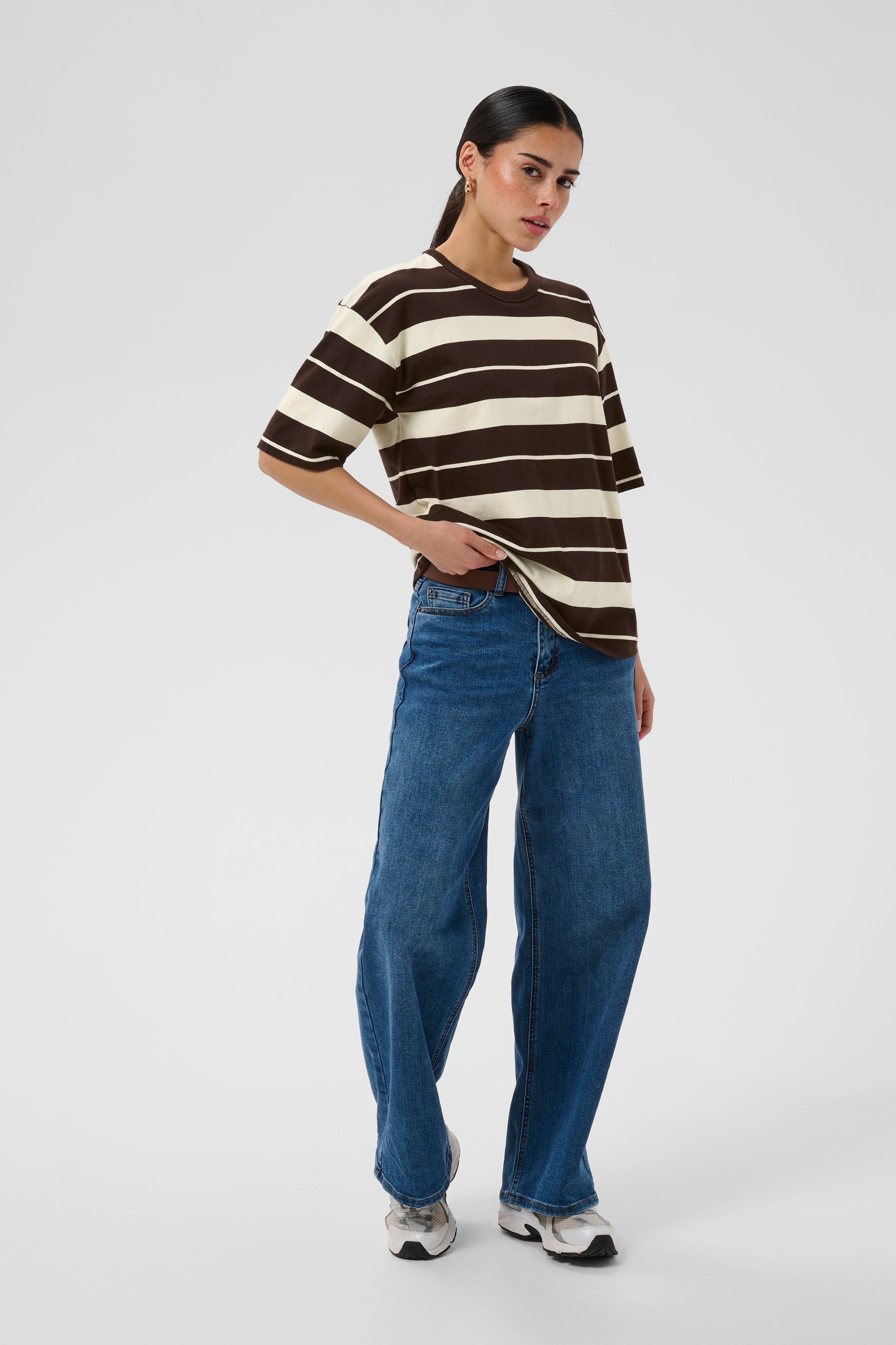 KAwinny T-shirt LOOKBOOK FRONT 10511813-109504