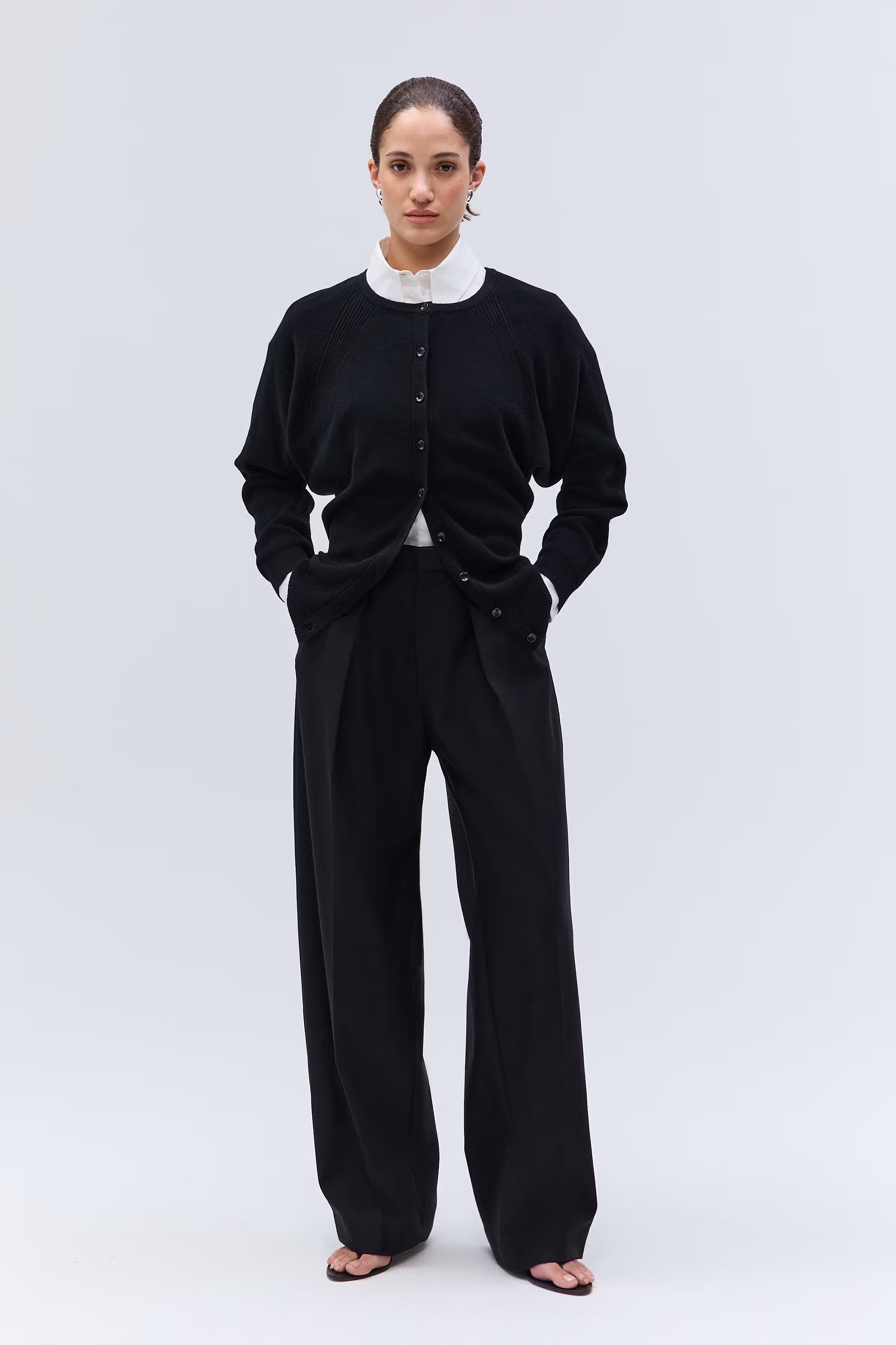 IOFjola Blouse LOOKBOOK FRONT 30600123-BK999