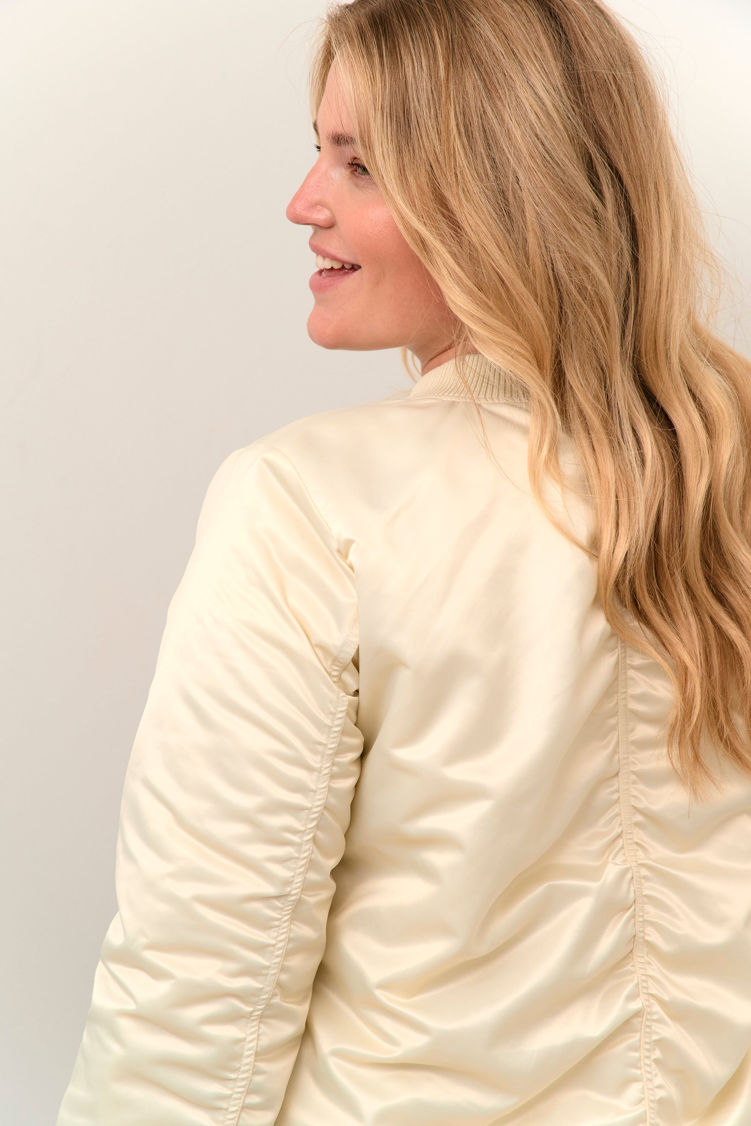 KCmagda Outerwear LOOKBOOK DETAIL 10582139-125202