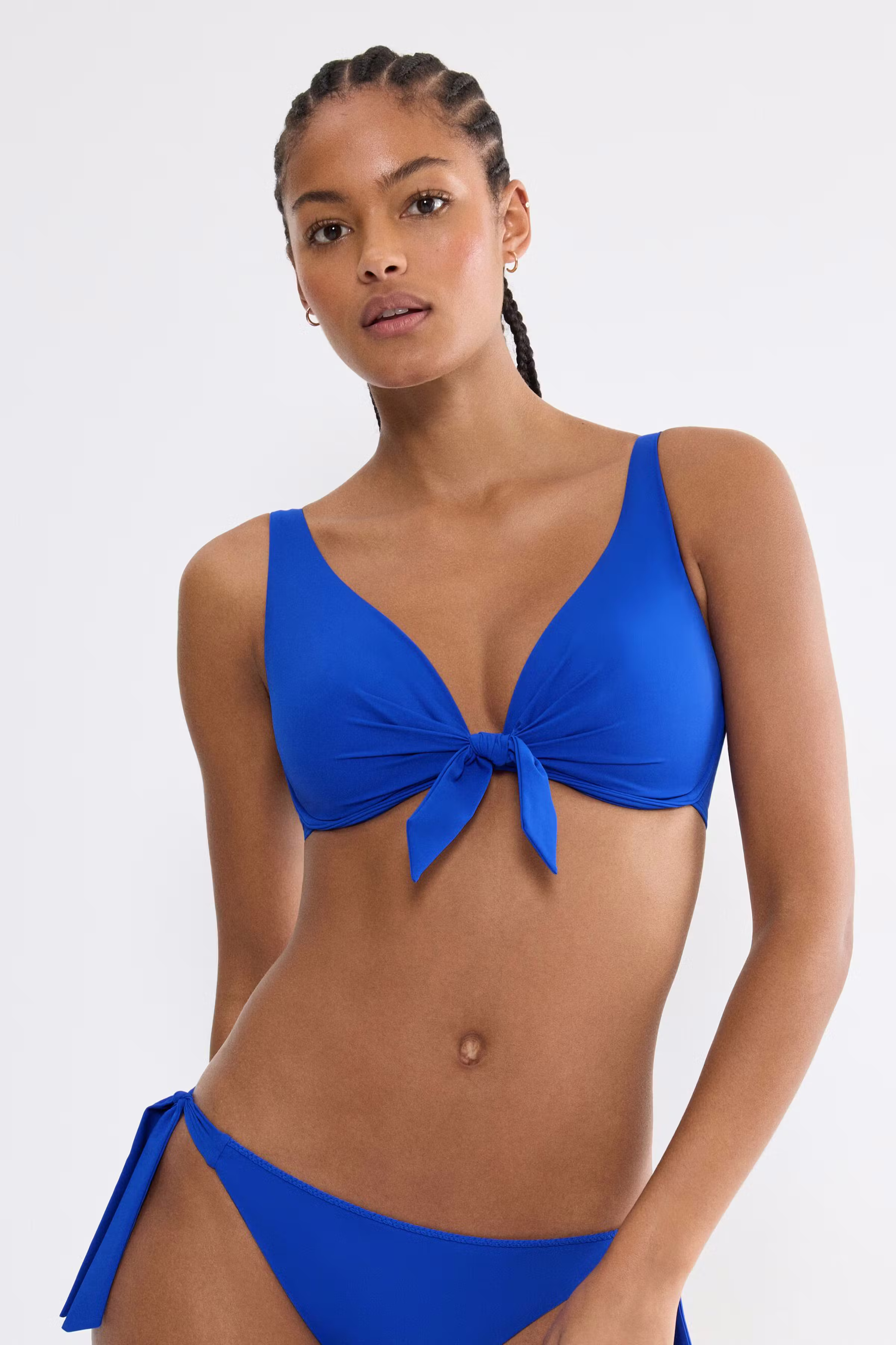 Triumph Bikinitop LOOKBOOK FRONT 40500294-T7446