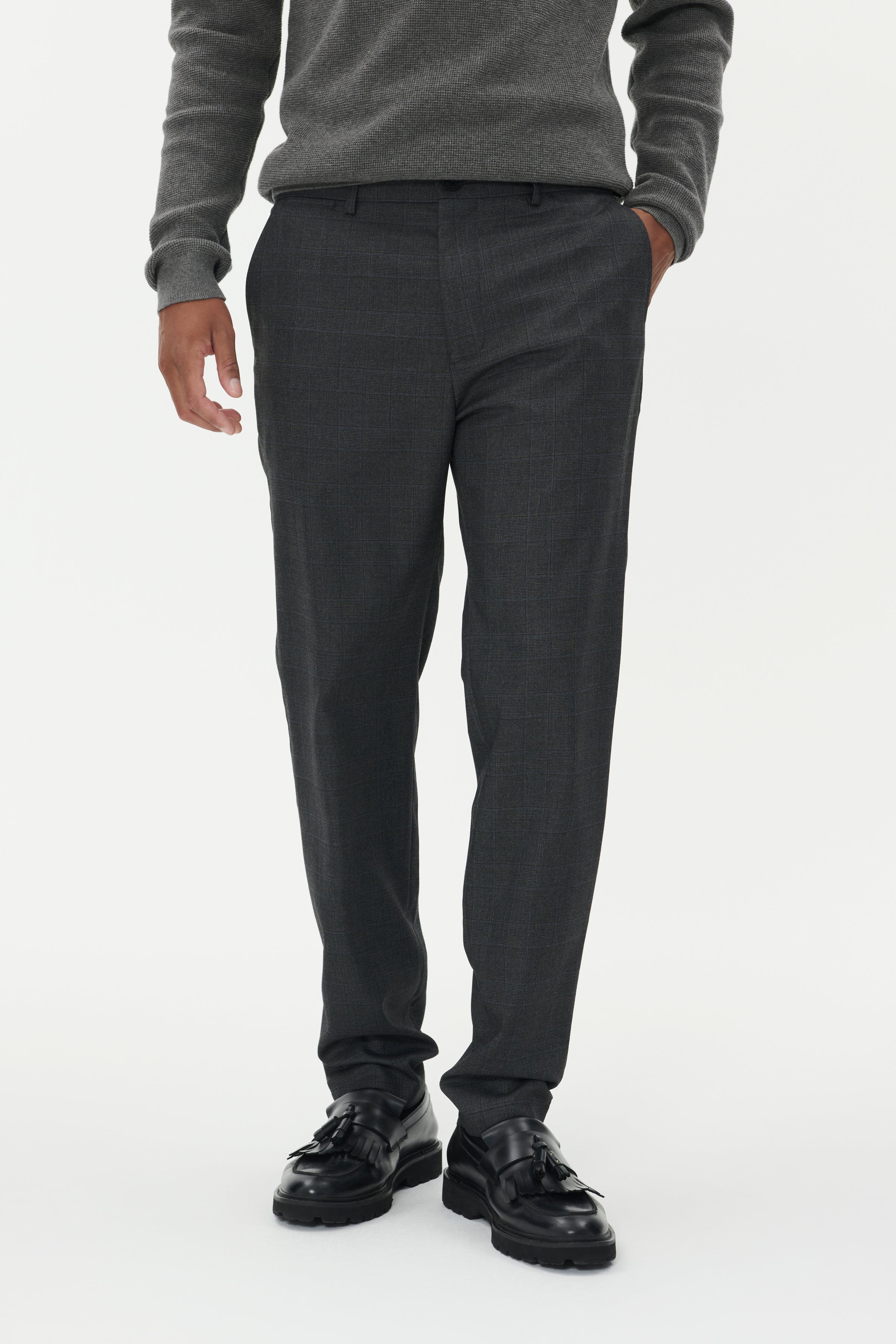 MAliam Byxor LOOKBOOK FRONT 30208715-194011