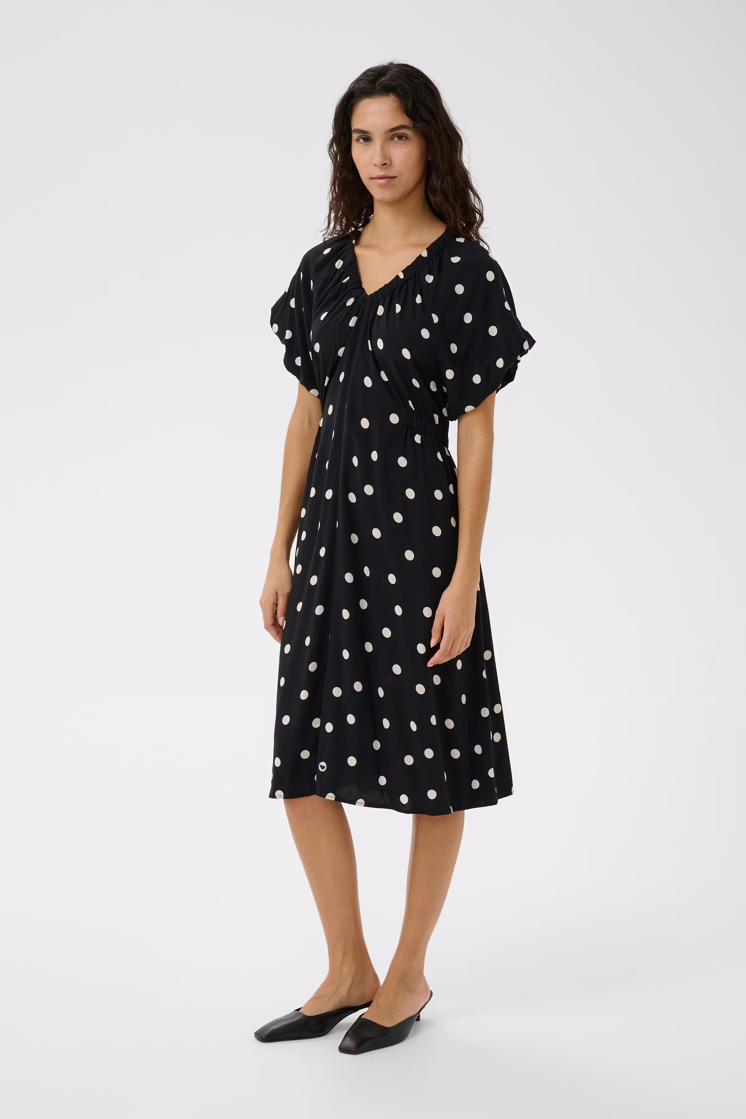 SLArjana Klänning LOOKBOOK FRONT 30409159-305254