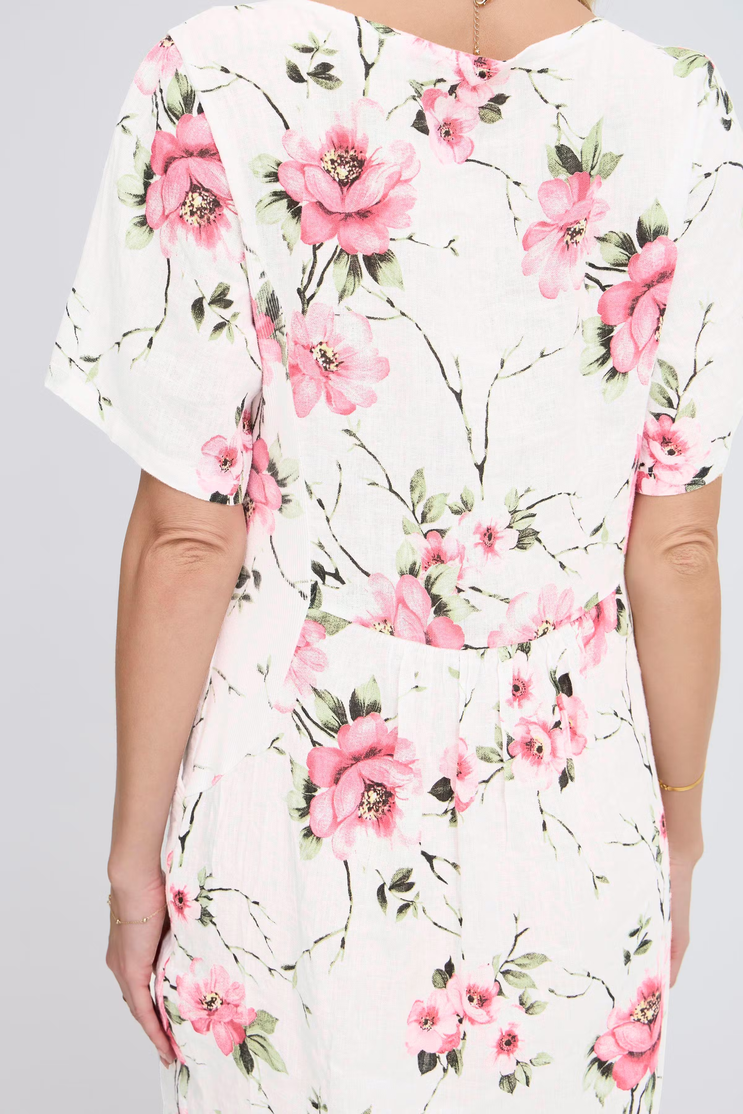 SBTORINA Kjole LOOKBOOK DETAIL 22100983-110602